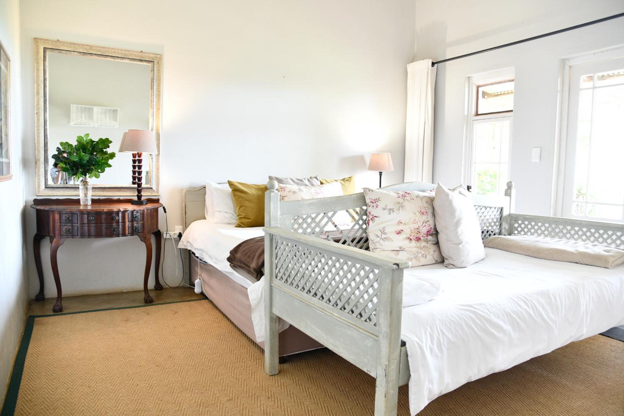 Family Studio with Kitchenette - Photo 1