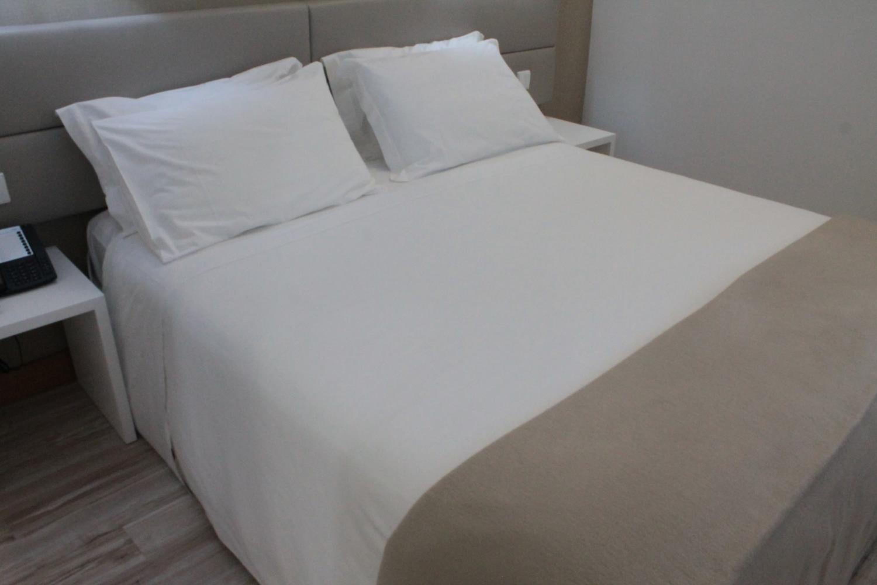 Double or Twin Room - Photo 1
