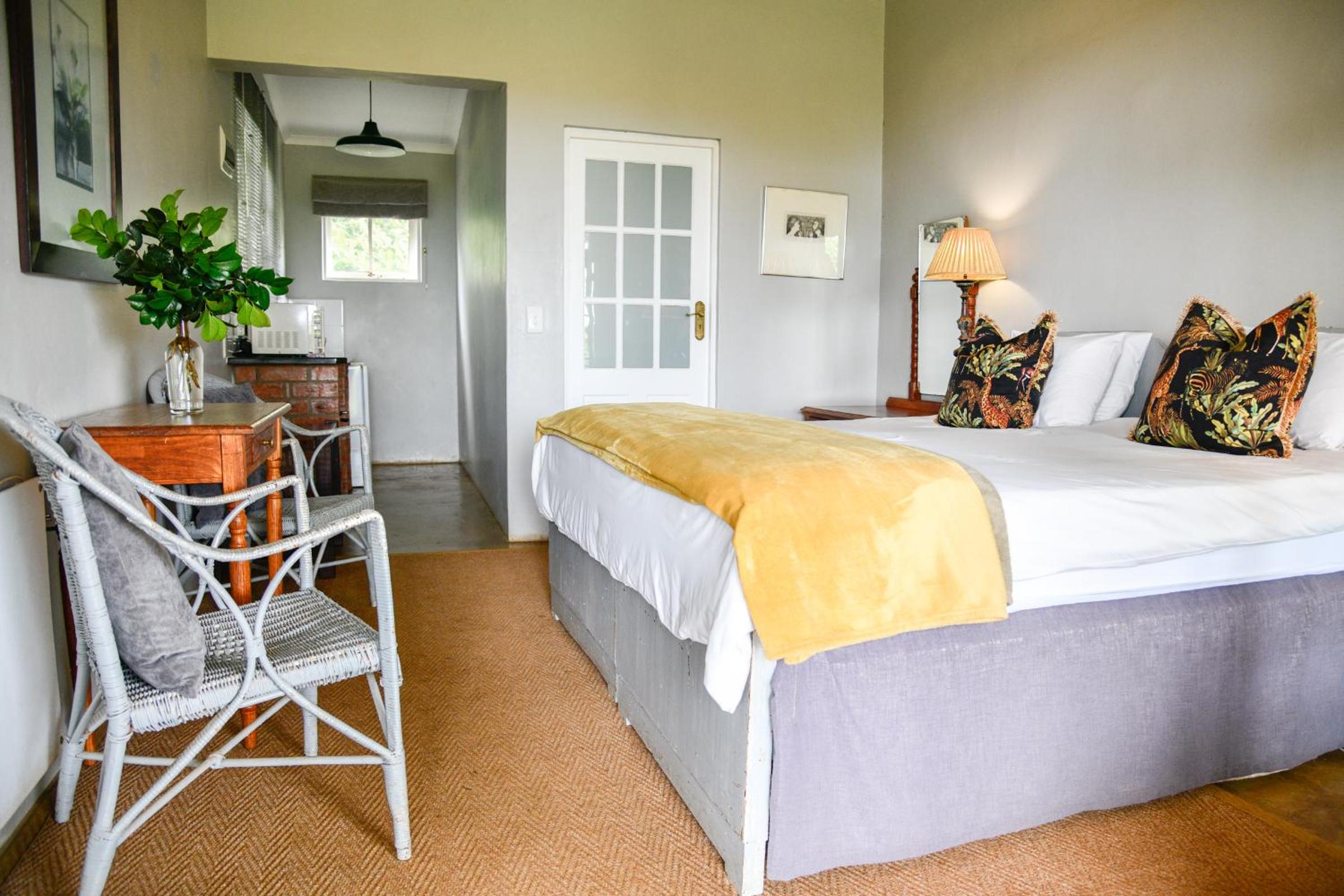 Double or Twin Room with Kitchenette photo 1