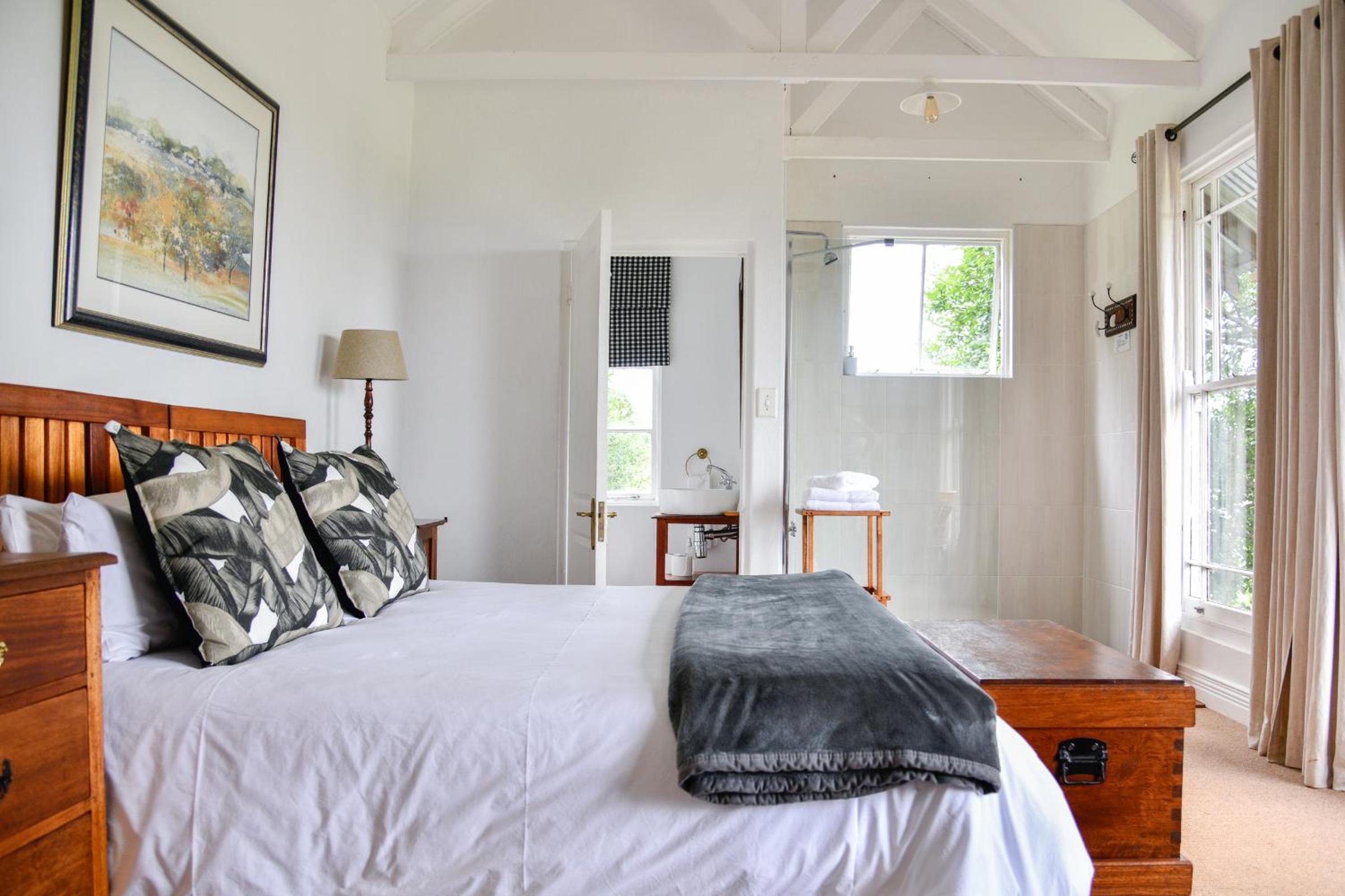 Family Room with Mountain View - Photo 4