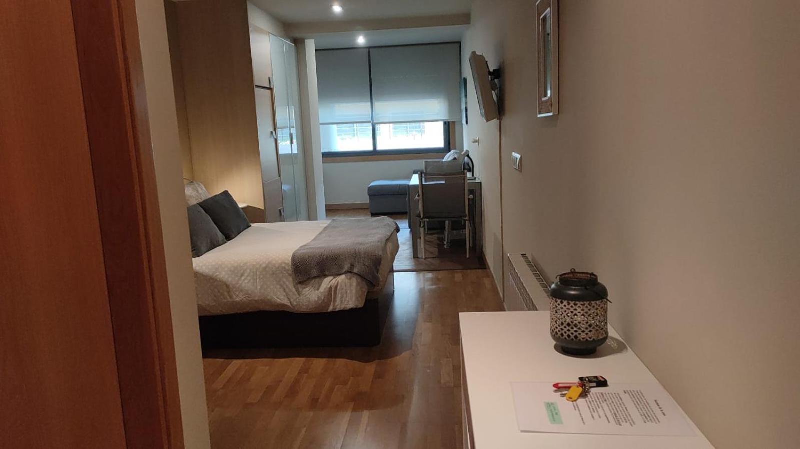 Apartment with Pool View  - Photo 11