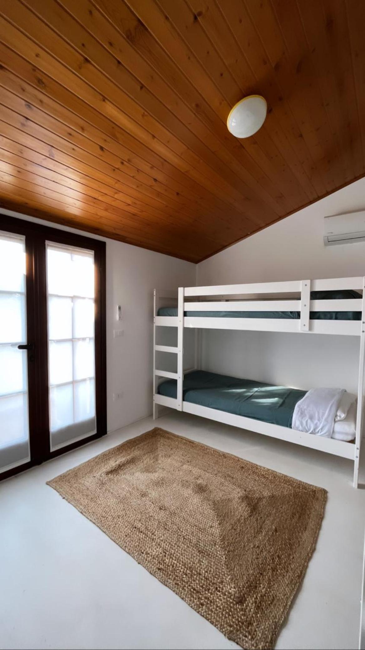 Two-Bedroom House photo 2