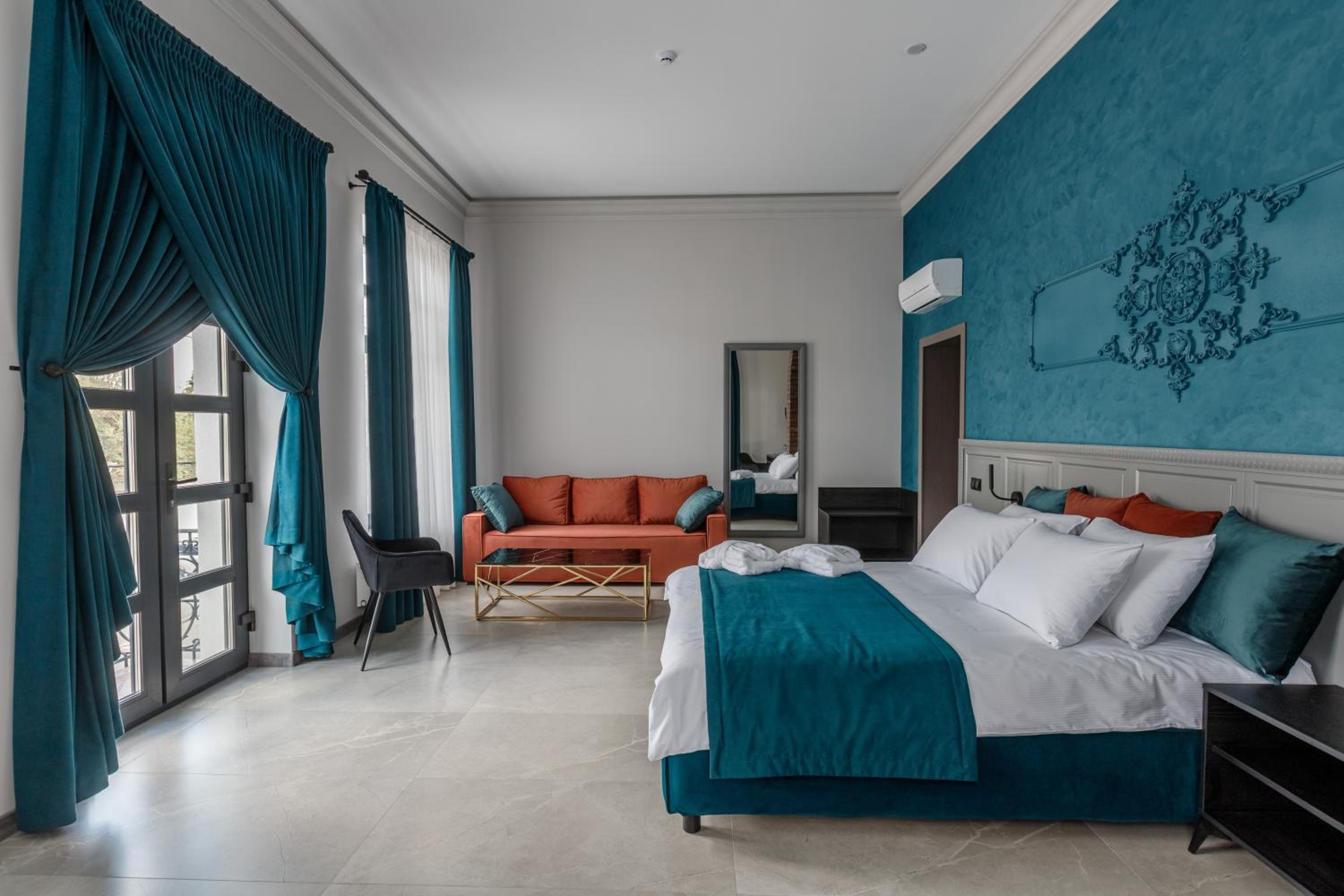 Suite with City View