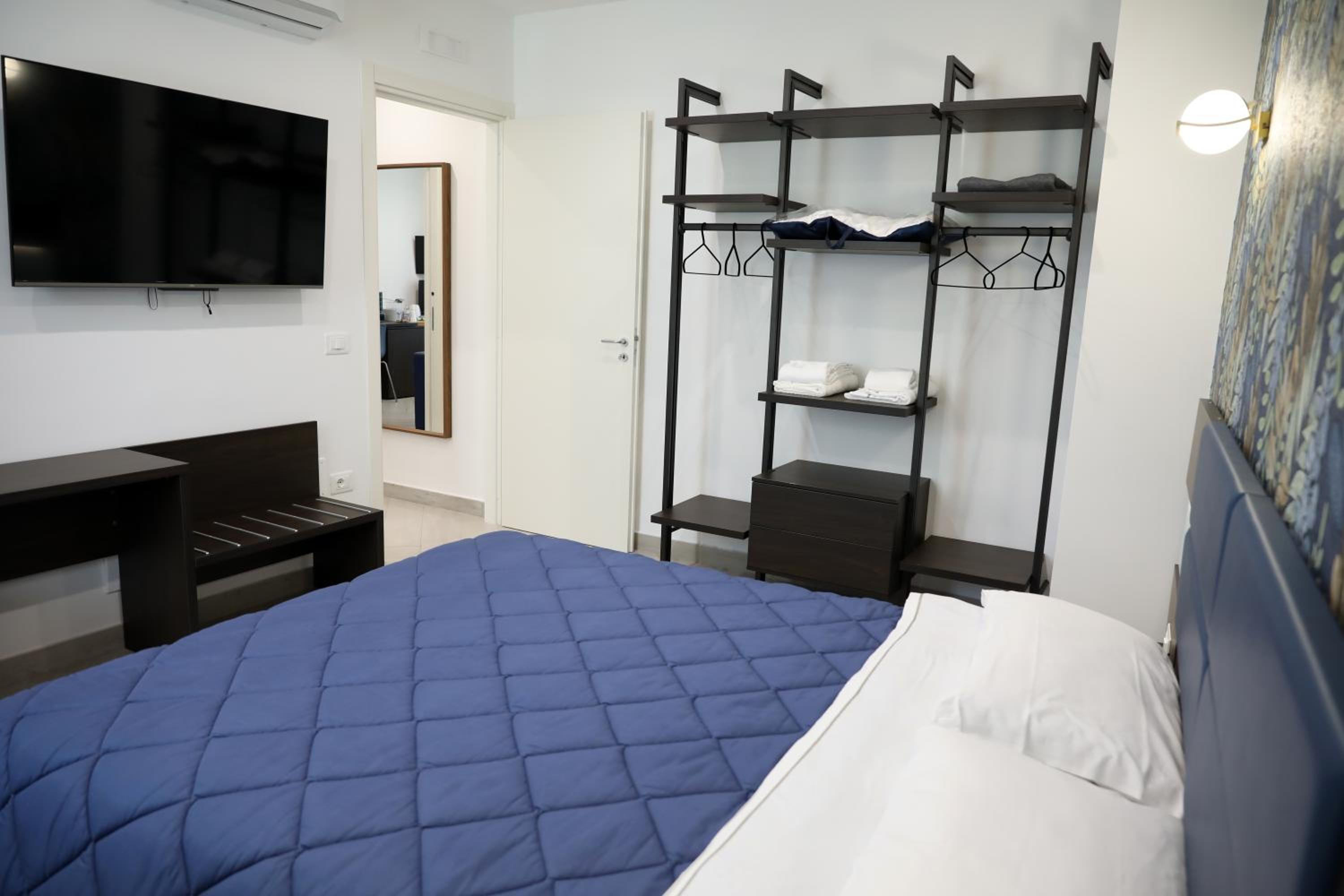 Standard Apartment - Photo 5
