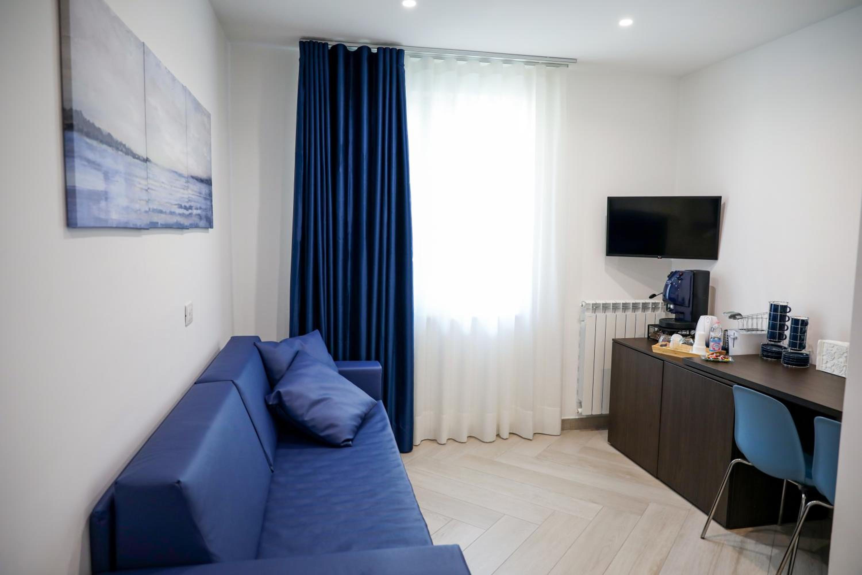 Standard Apartment - Photo 2