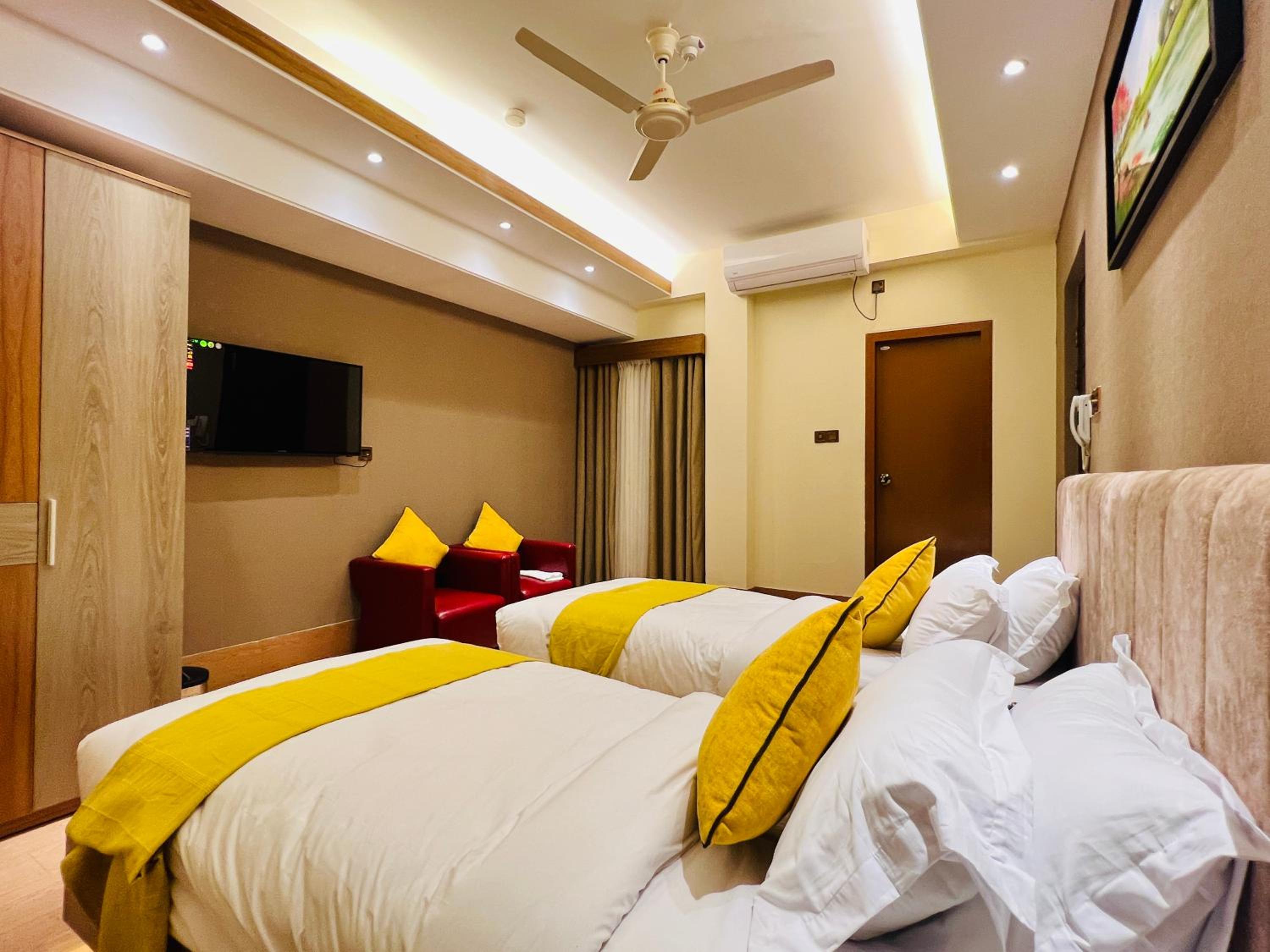 Two-Bedroom Suite photo 3