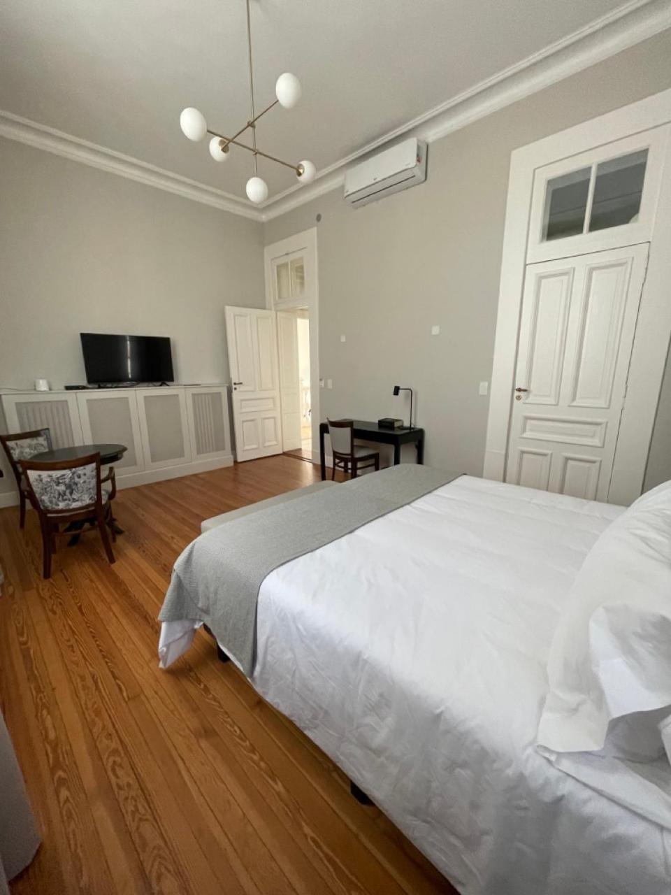 Double or Twin Room with View photo 2