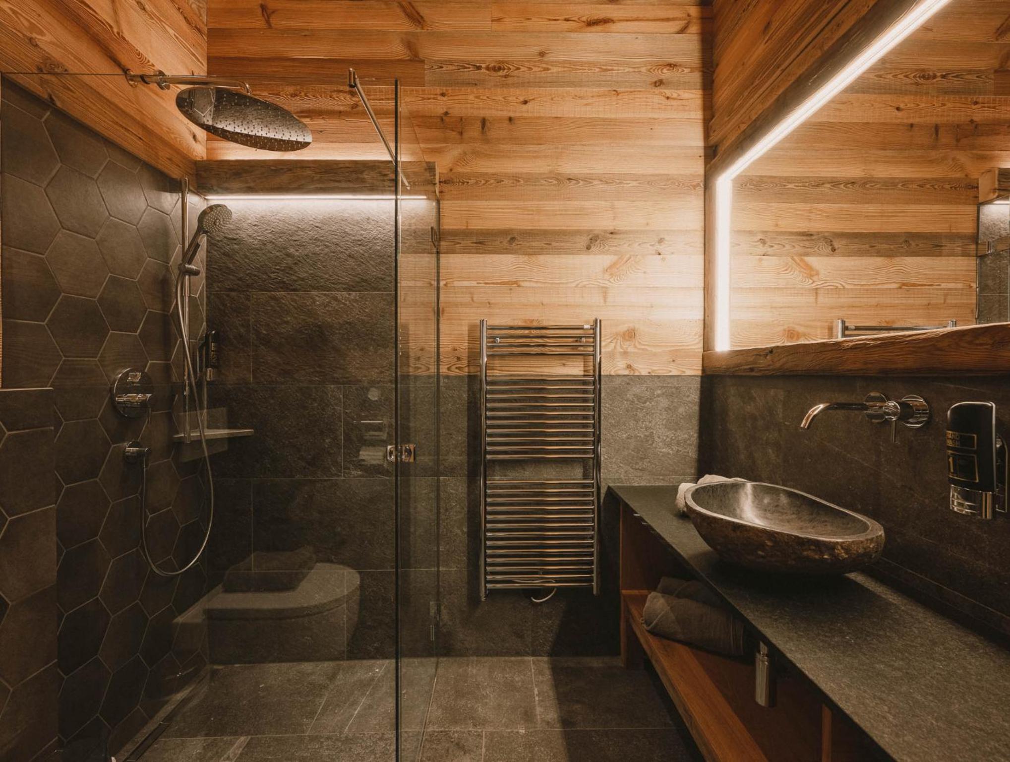 Superior Chalet photo 2