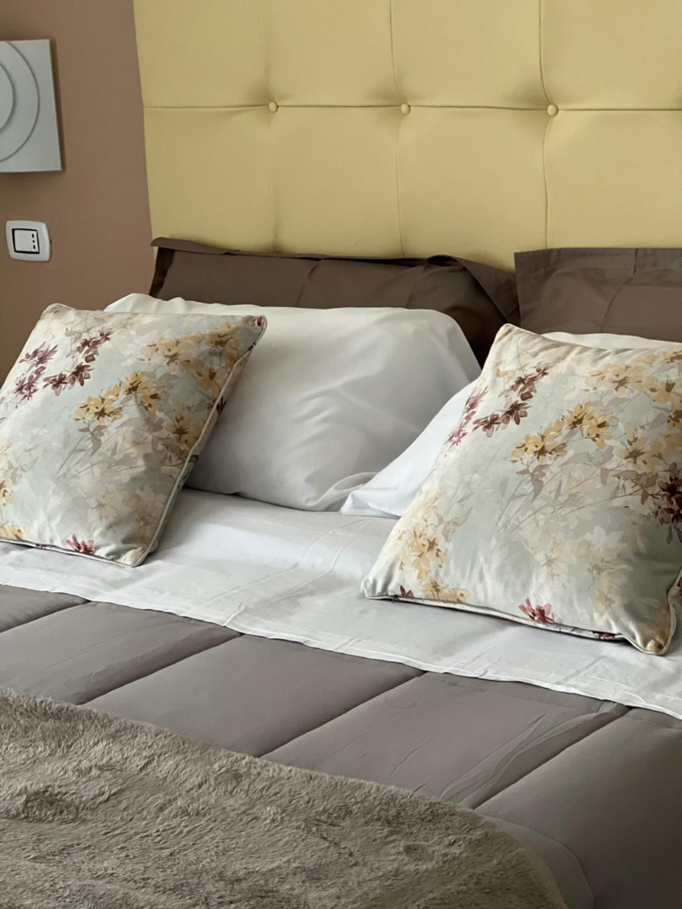 Double Room with Balcony and Private Bathroom - Photo 1