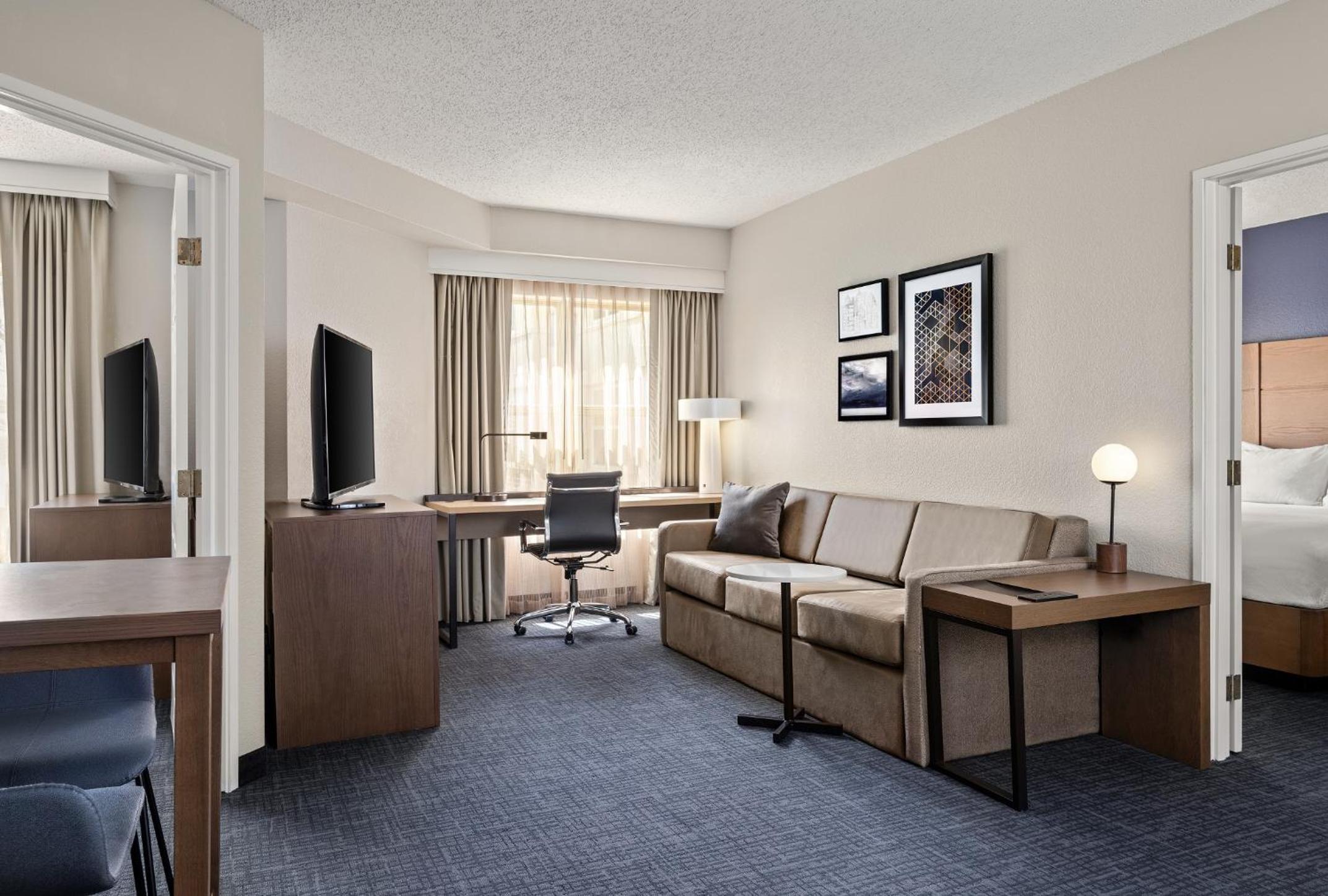 Two-Bedroom Suite - Photo 1