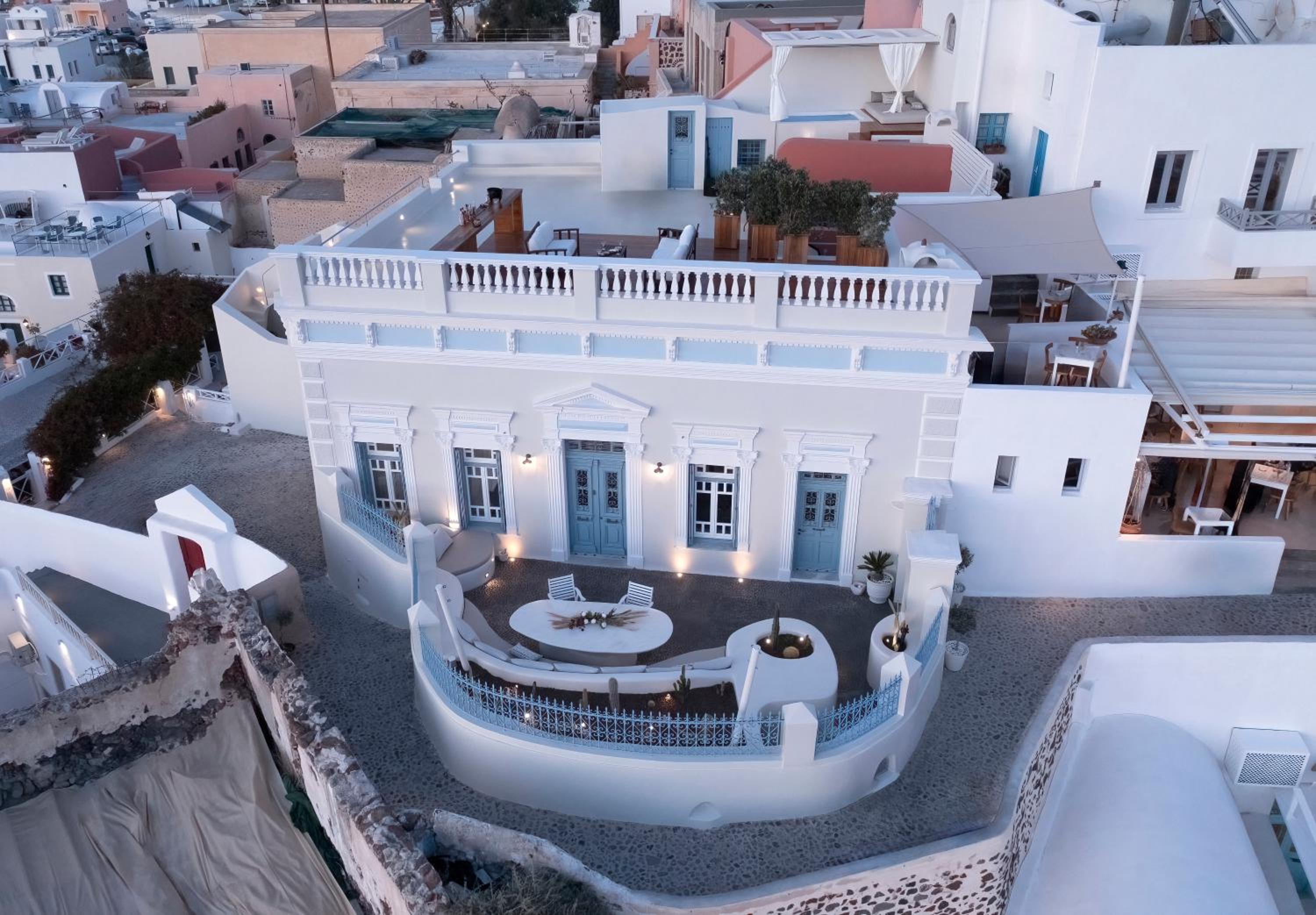 Luxurious 4 Bedroom Villa With Panoramic Sunset View & Shaded Outdoor Jacuzzi photo 2