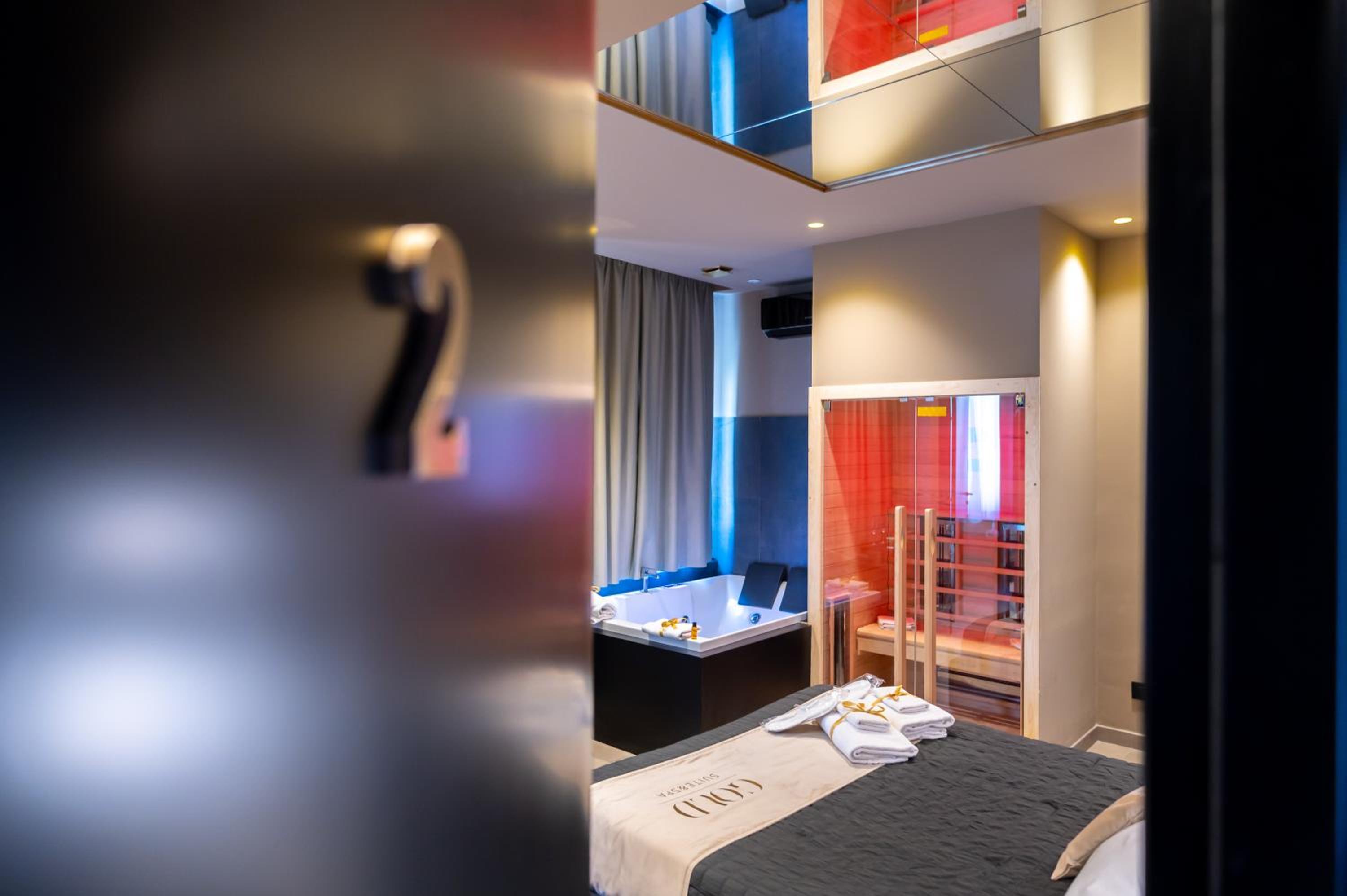 Queen Room with Spa Bath - Photo 6
