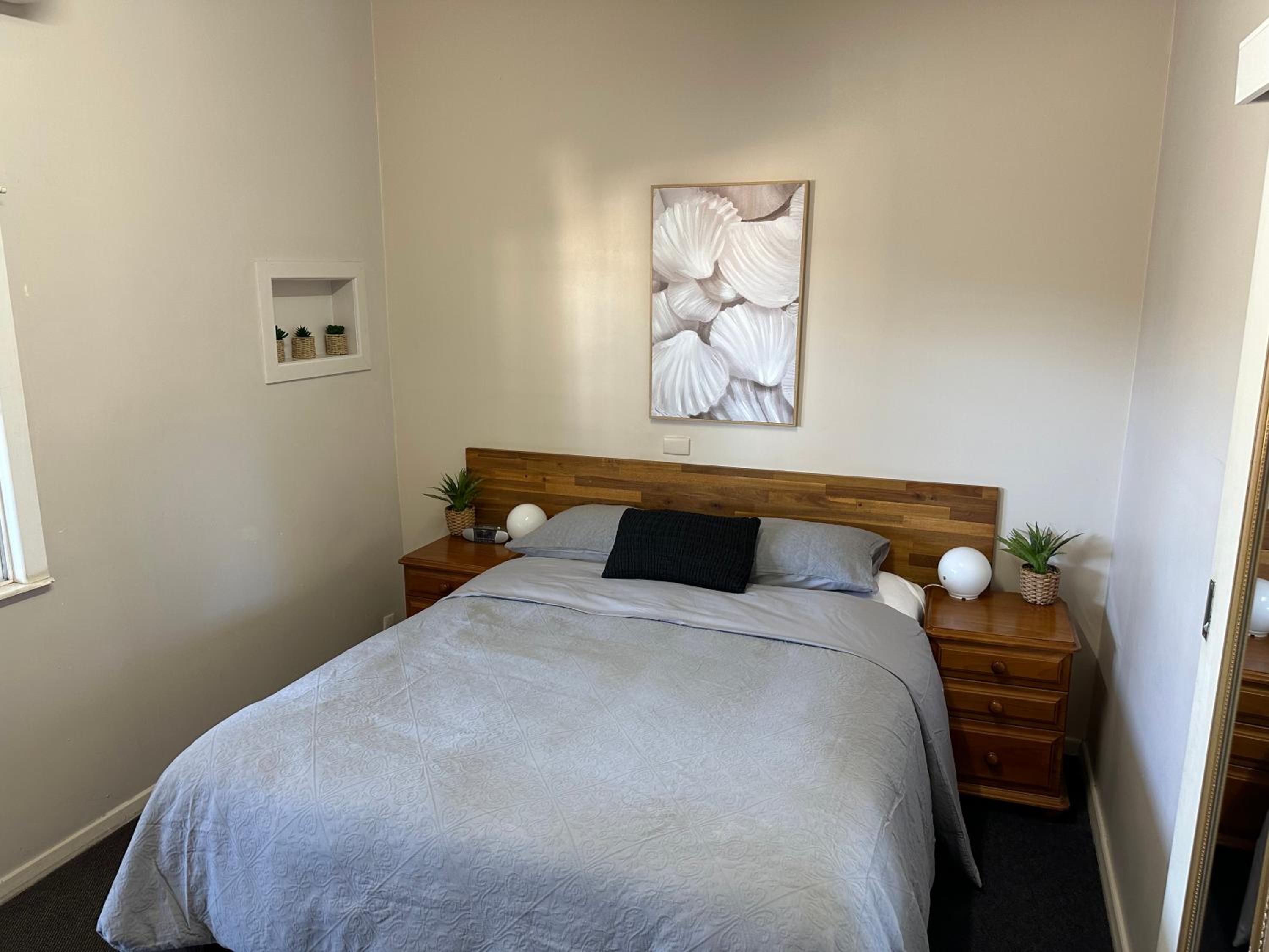 Queen Room photo 3