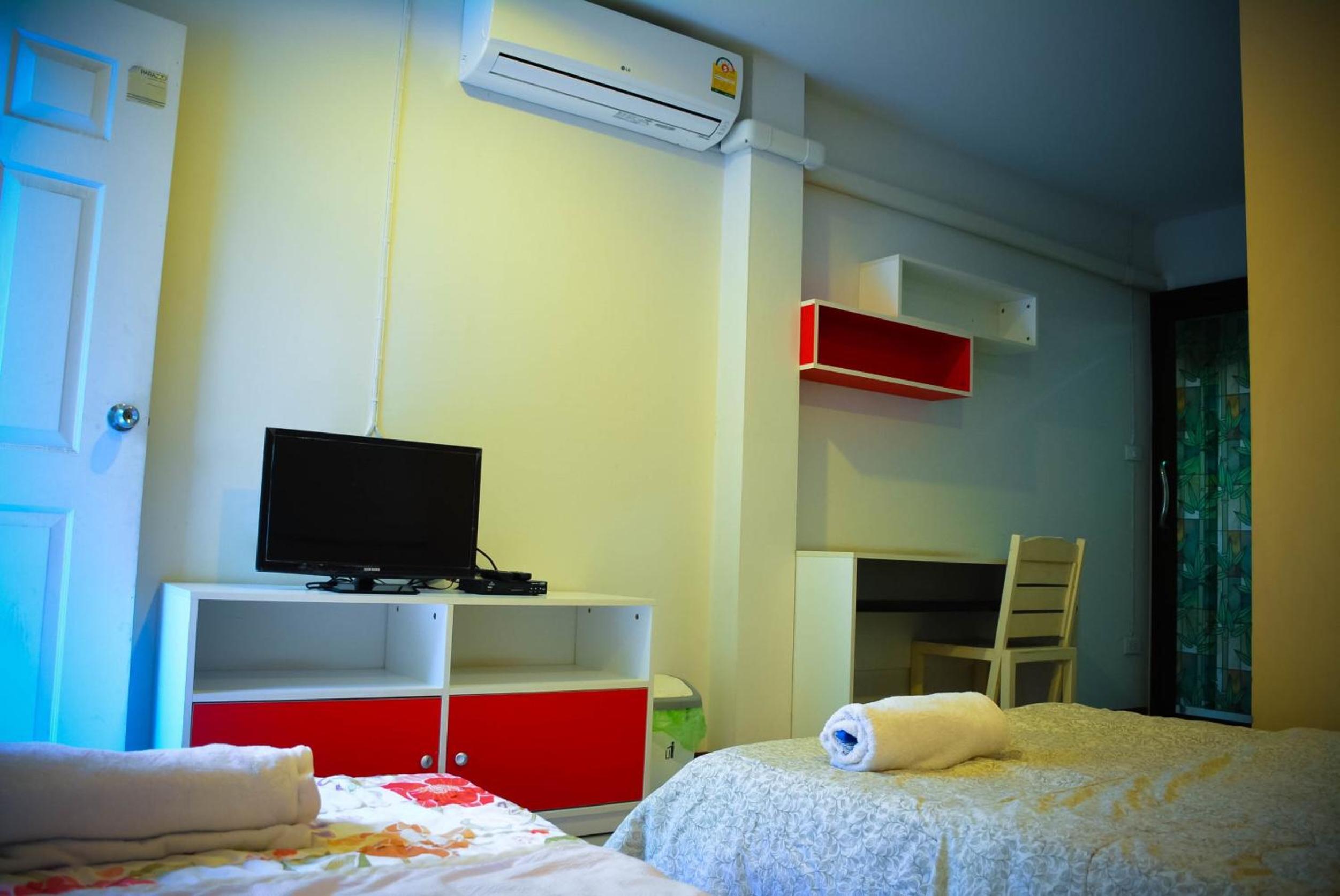 Deluxe Twin Room - Photo 3