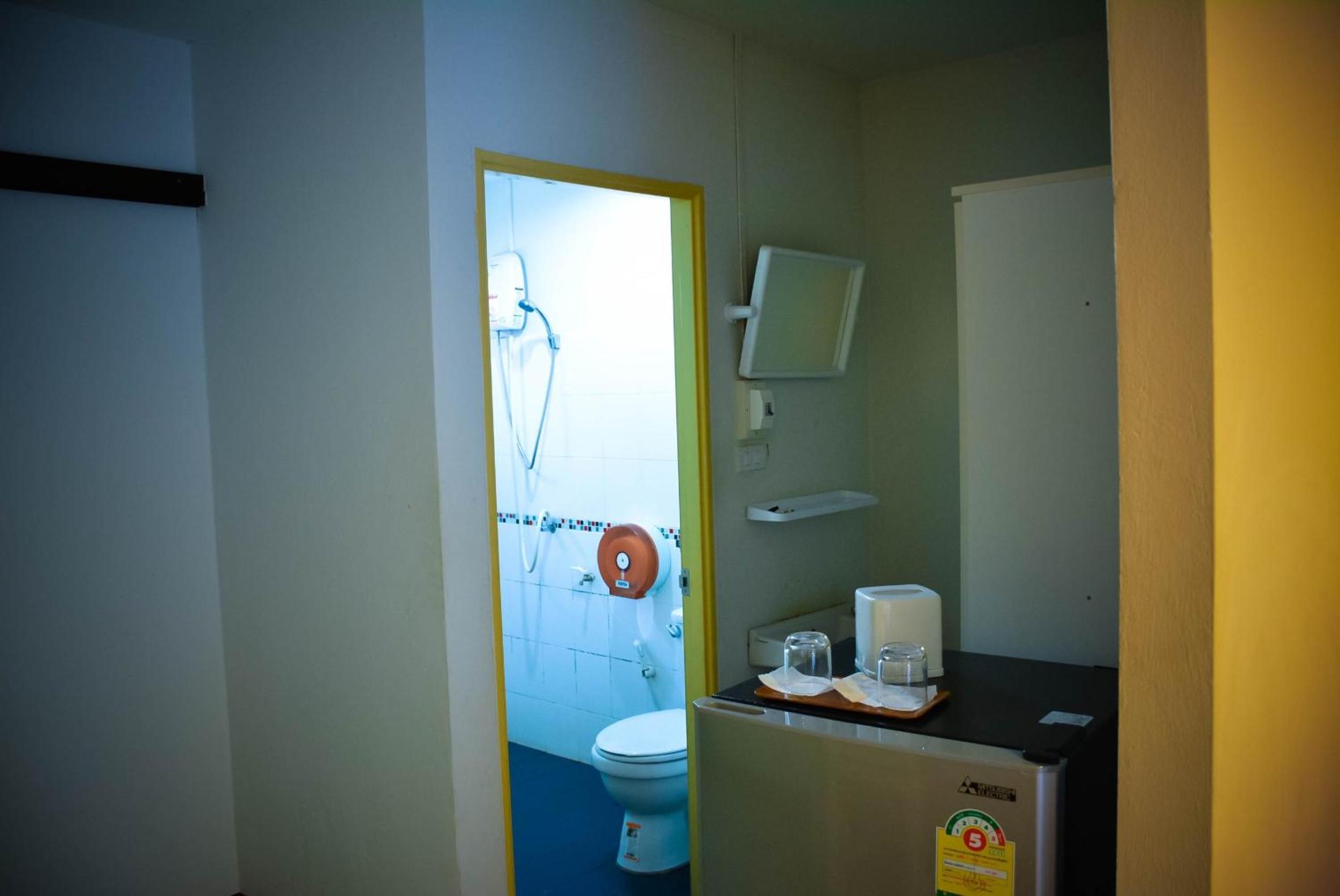 Deluxe Twin Room - Photo 2