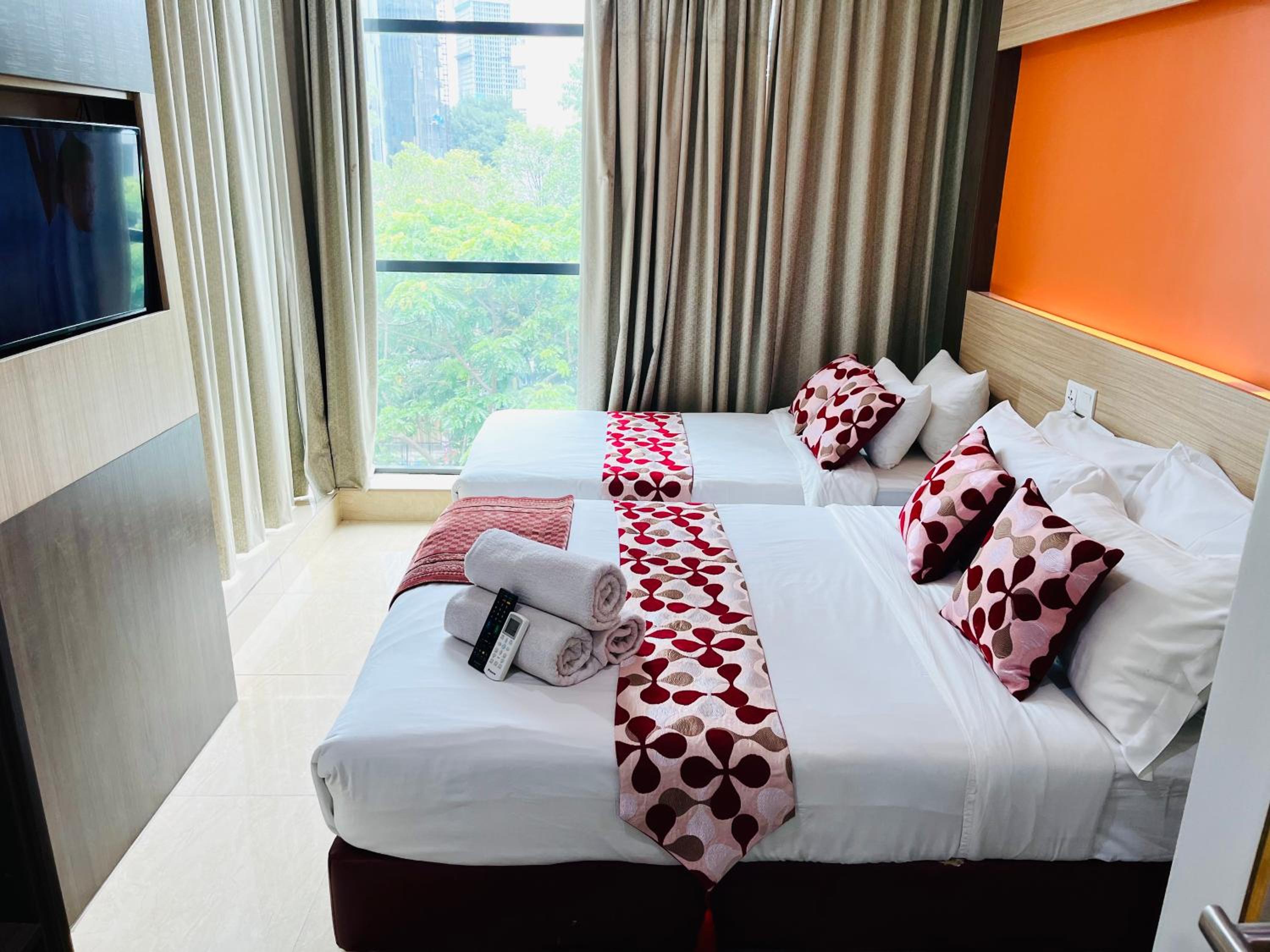 Deluxe Triple Room
