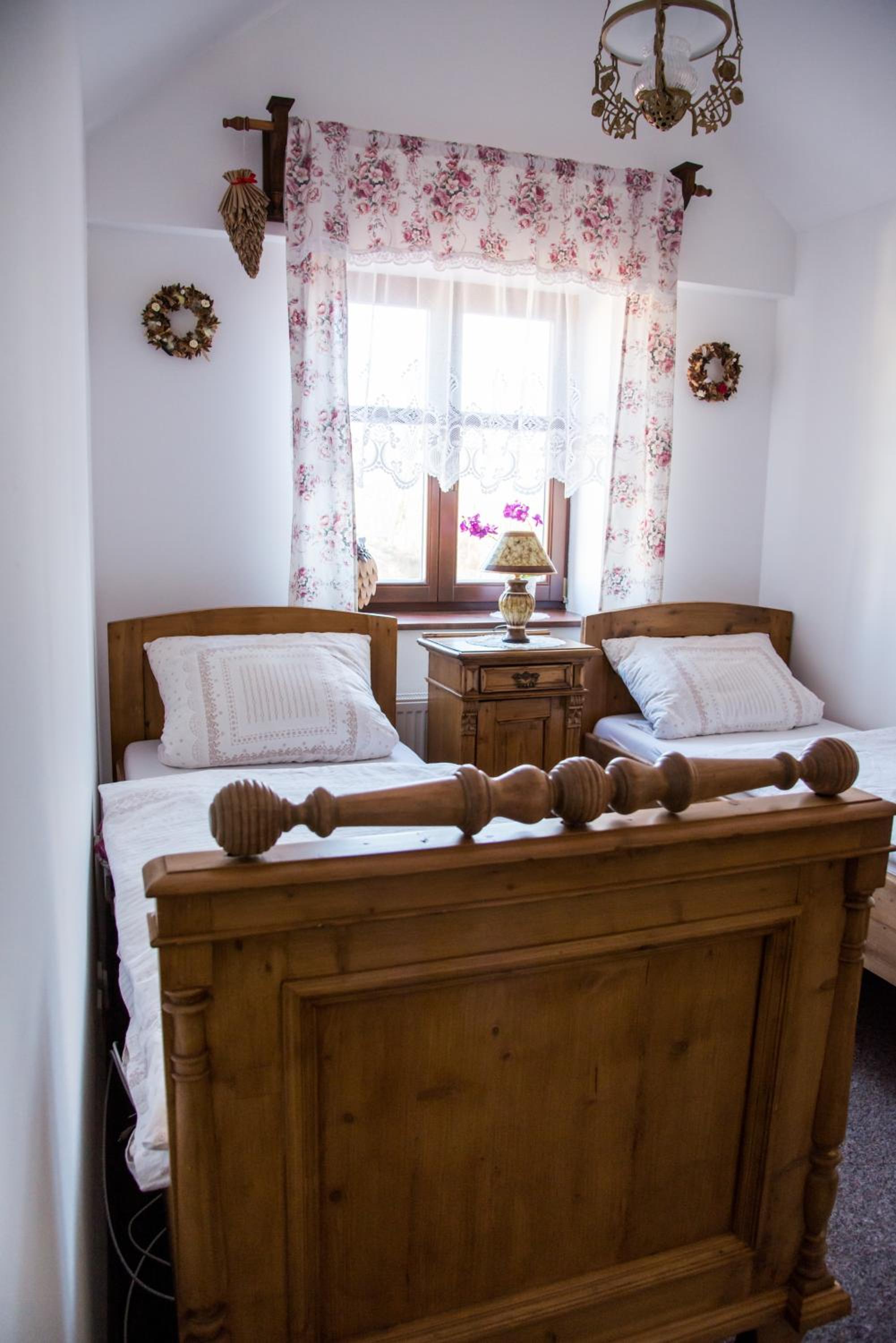 Twin Room with Private Bathroom