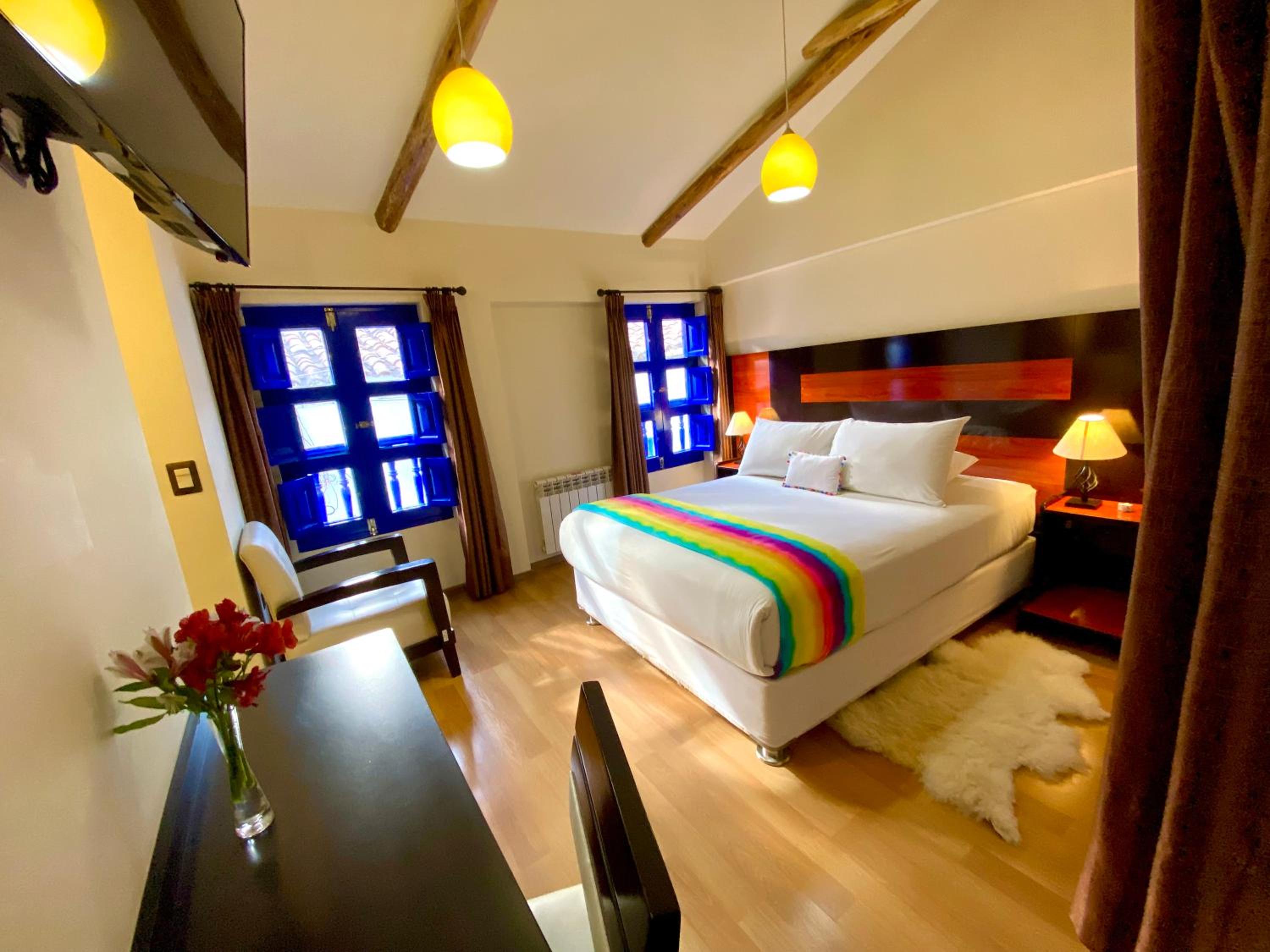 Superior Queen Room with Street View photo 1