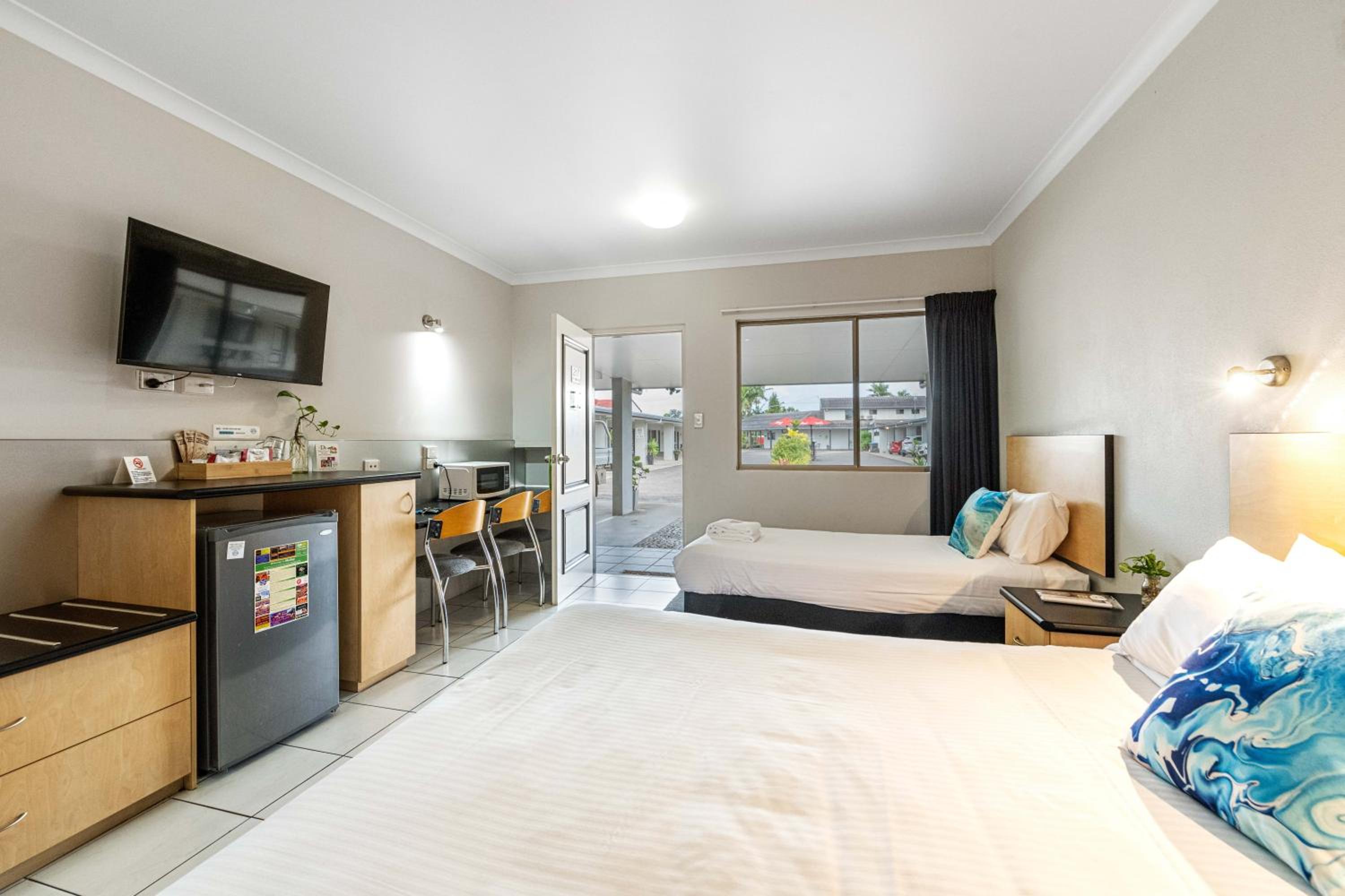 Queen Single Room (Non Pet) photo 1