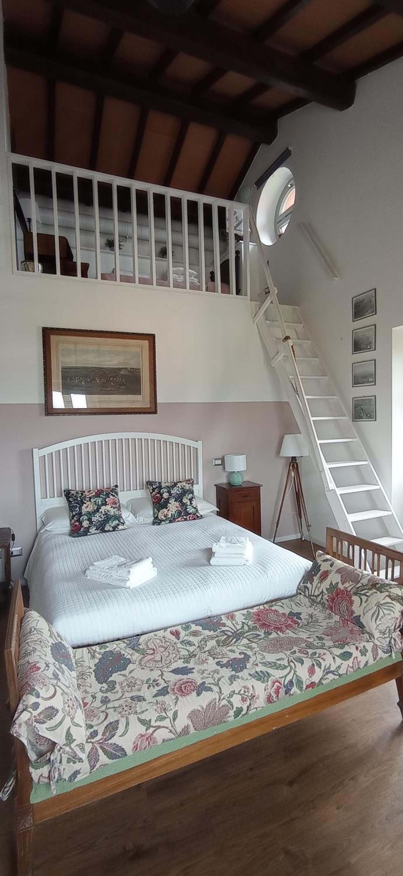 Triple Room with Private Bathroom - Photo 11
