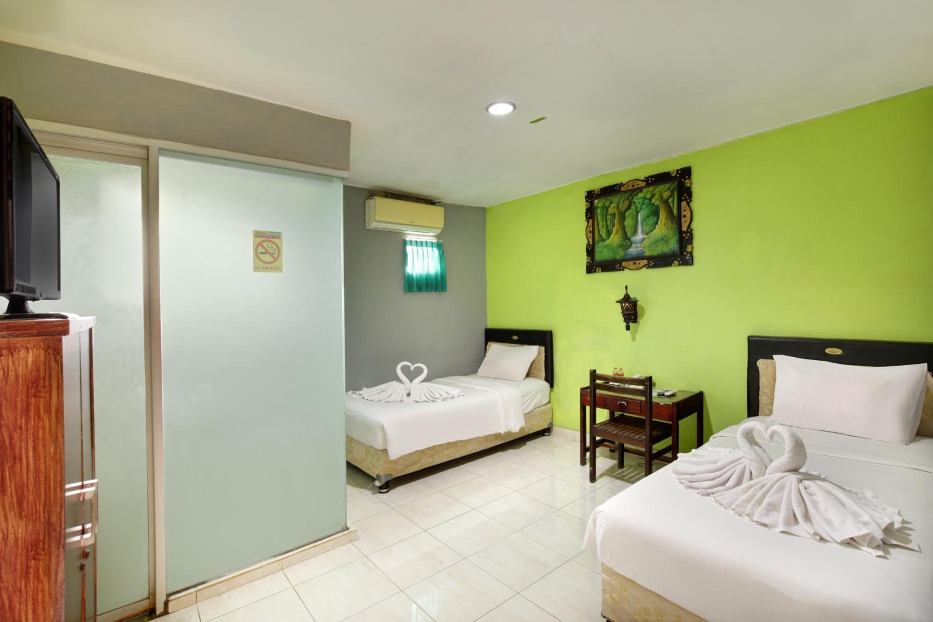 Standard Double Or Twin Room photo 3