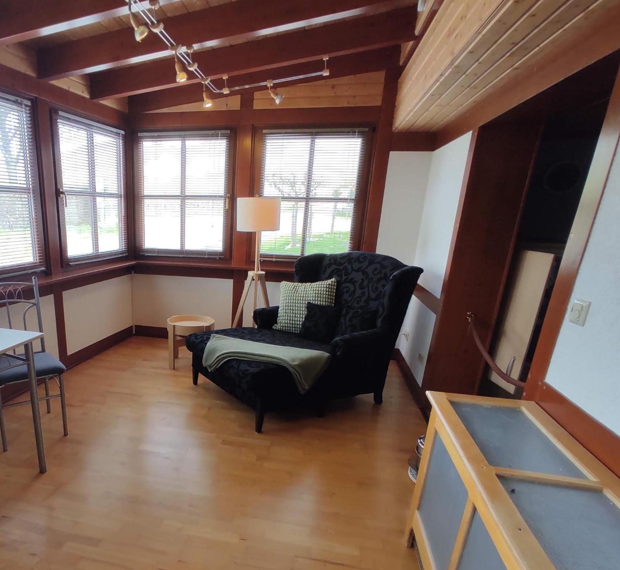 Studio photo 1