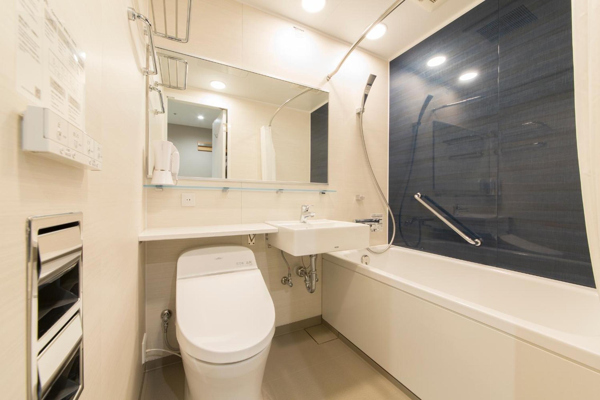Moderate Double Room (1 Queen Bed)