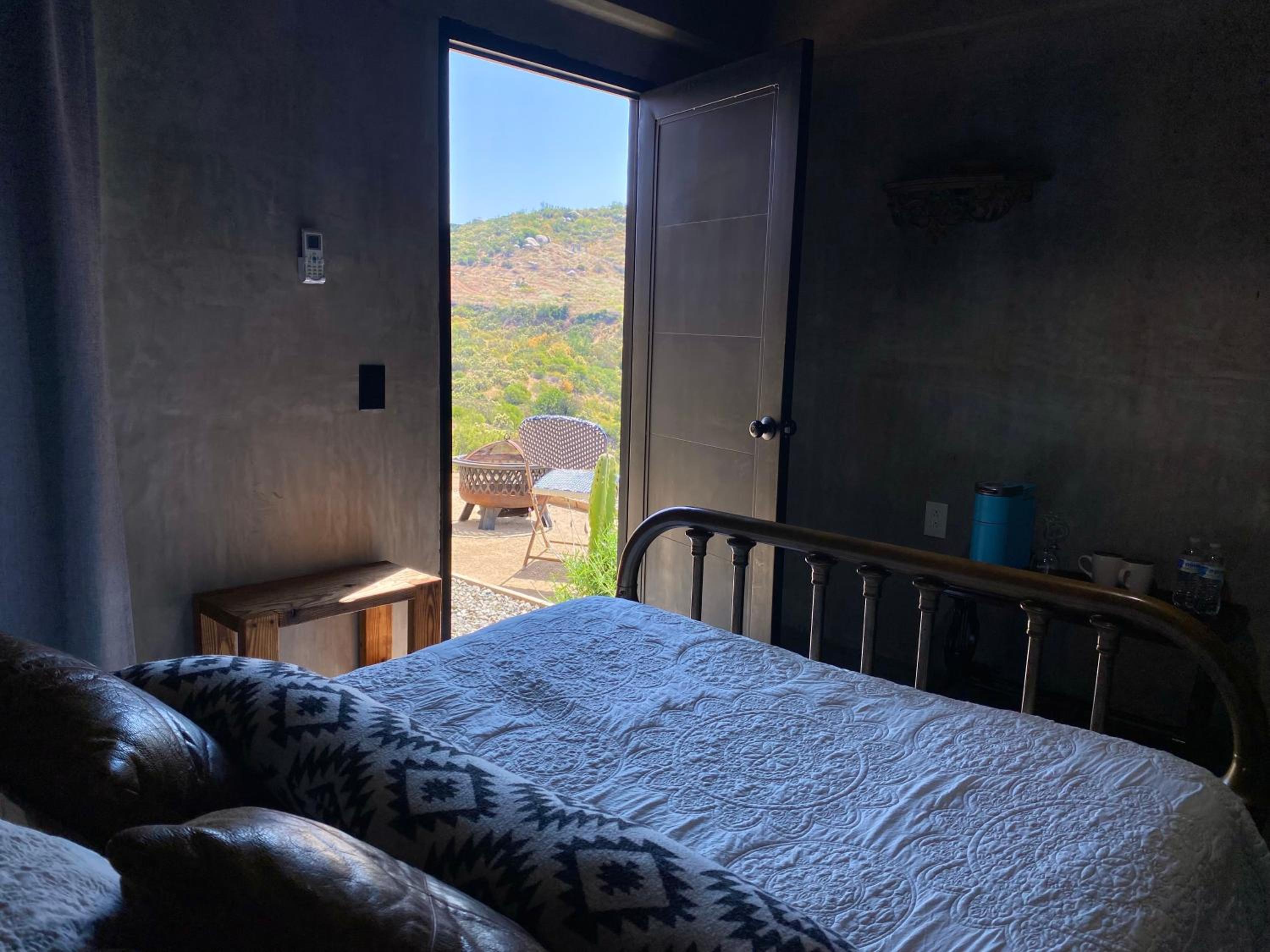Double Room - Photo 8