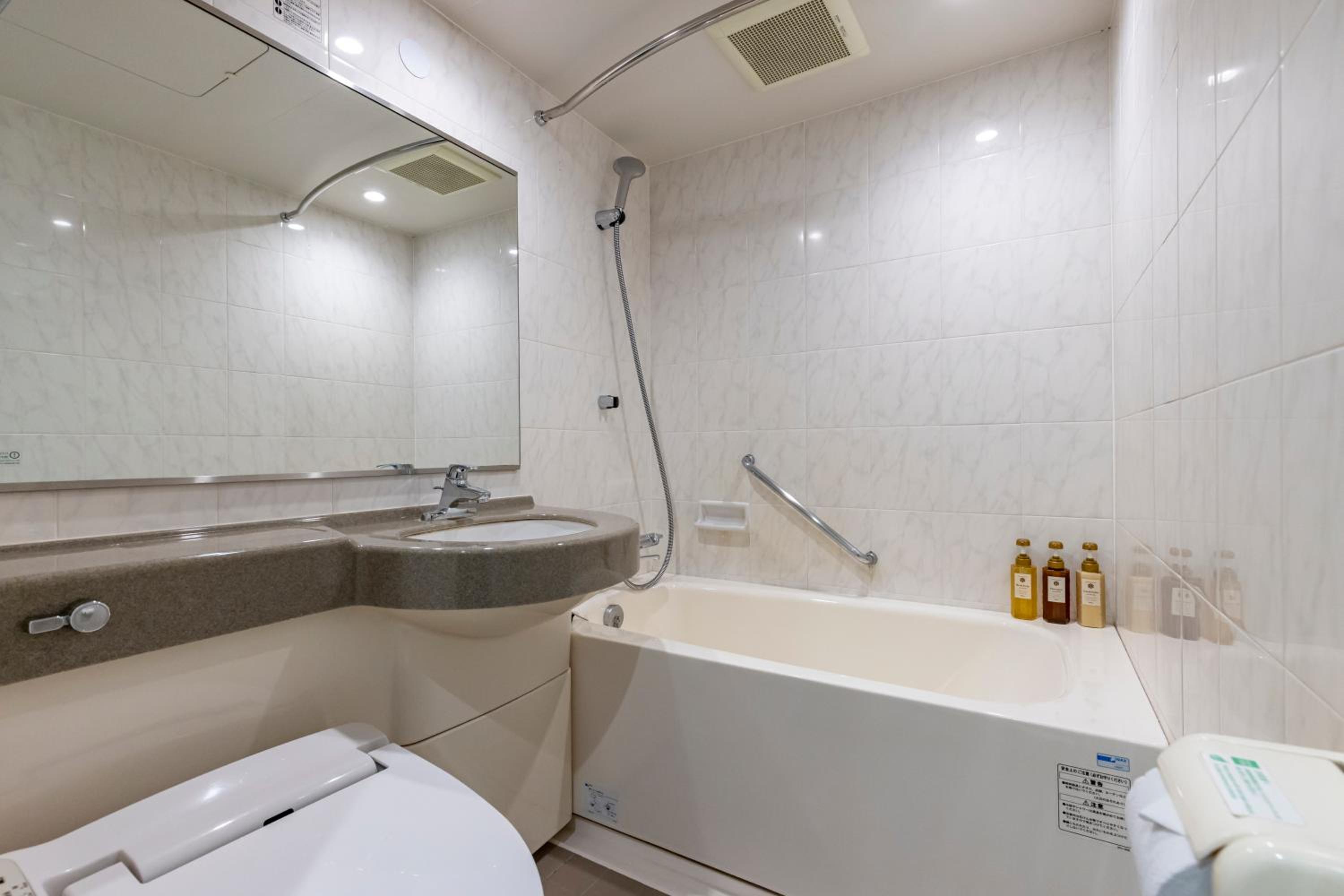 Standard Double Room - Single Use photo 2
