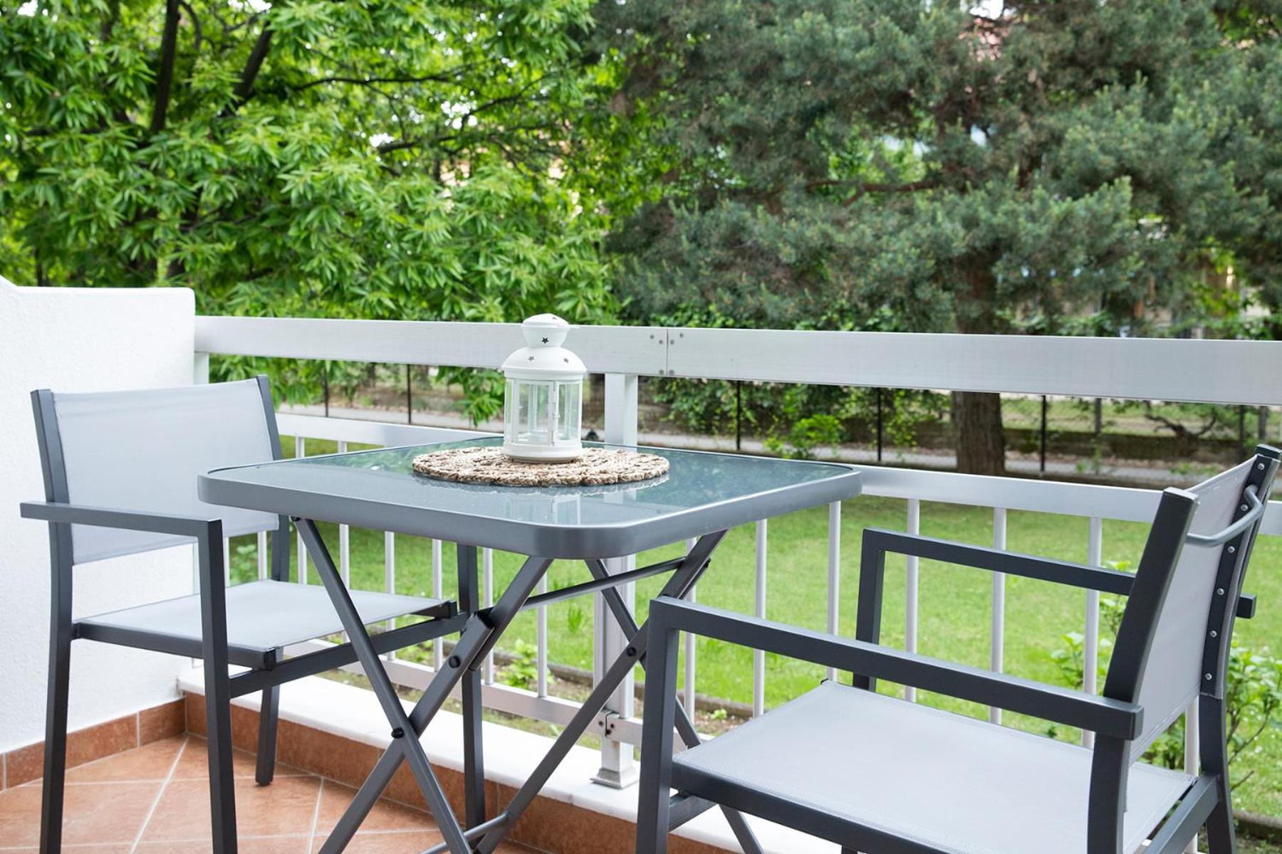 One-Bedroom Apartment with Balcony - Photo 5