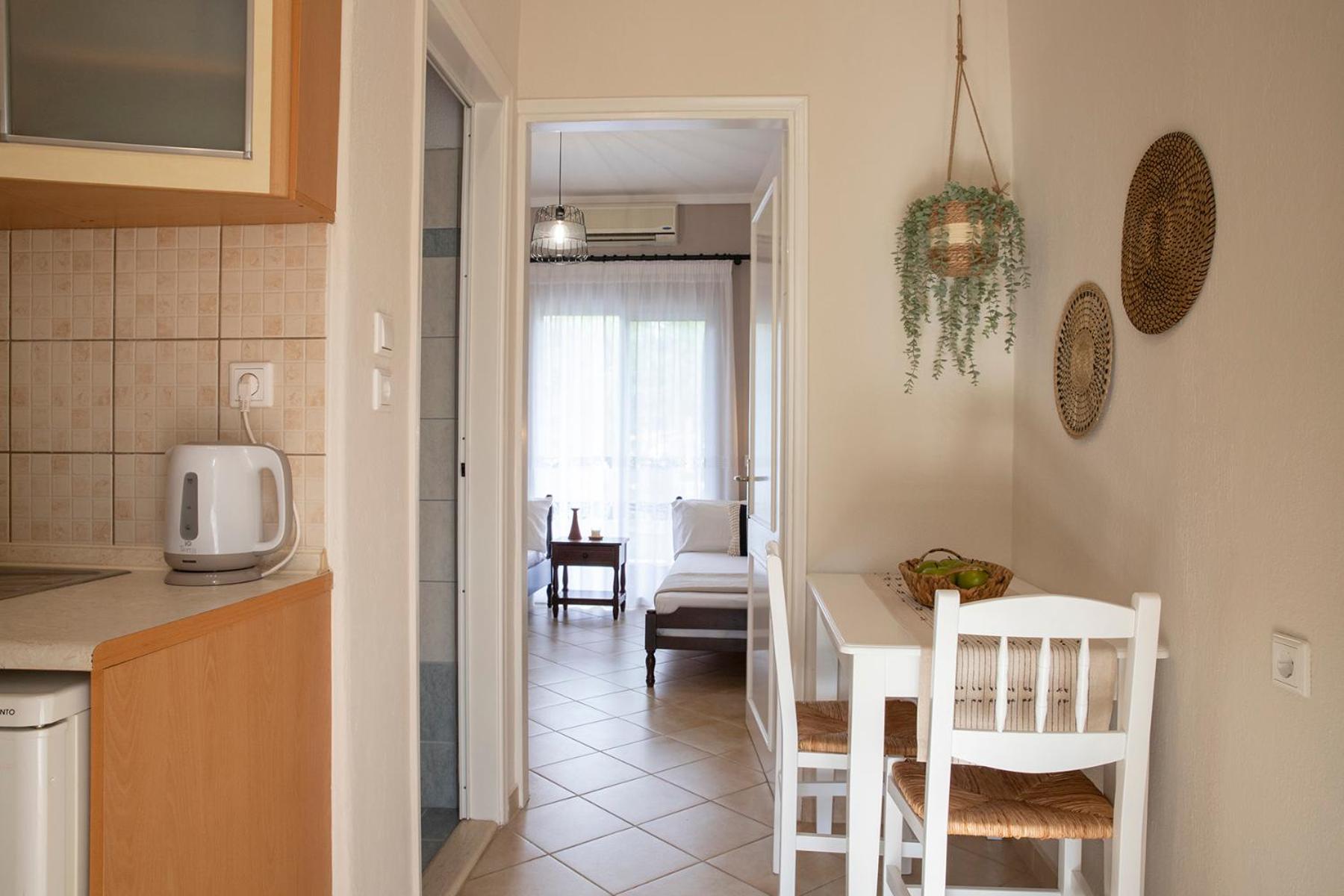 One-Bedroom Apartment with Balcony photo 2