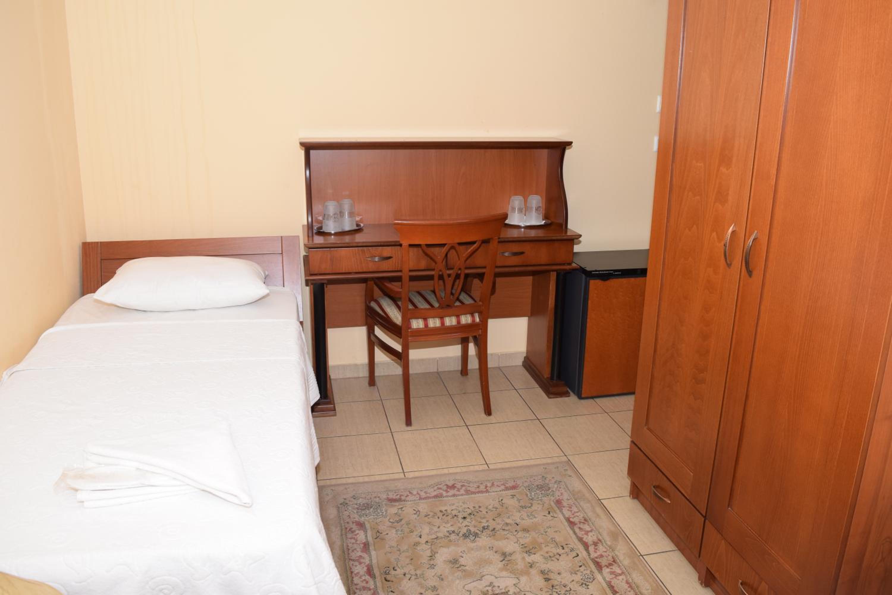 Comfort Triple Room - Photo 2
