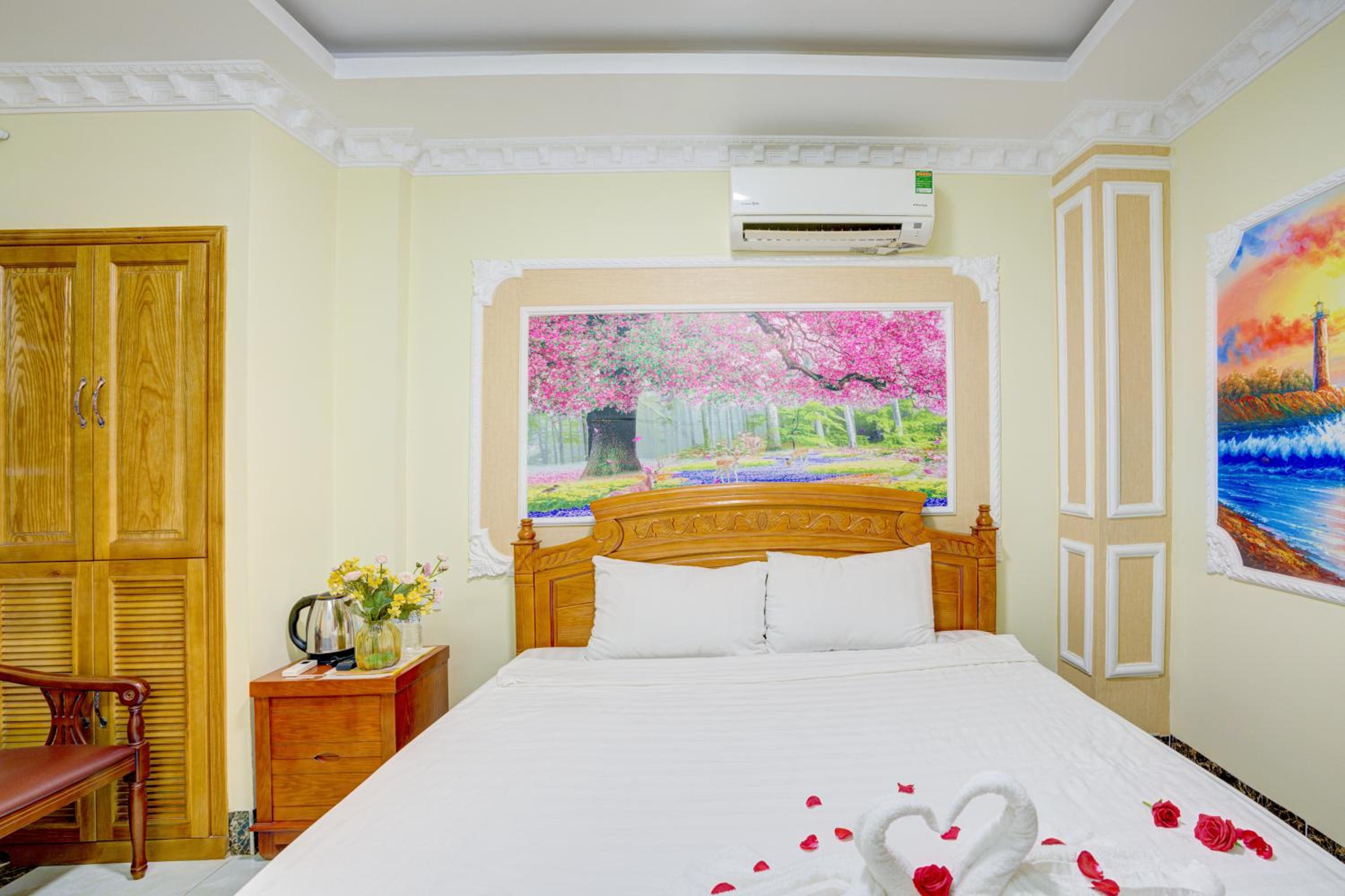 Standard Double Room - Photo 2