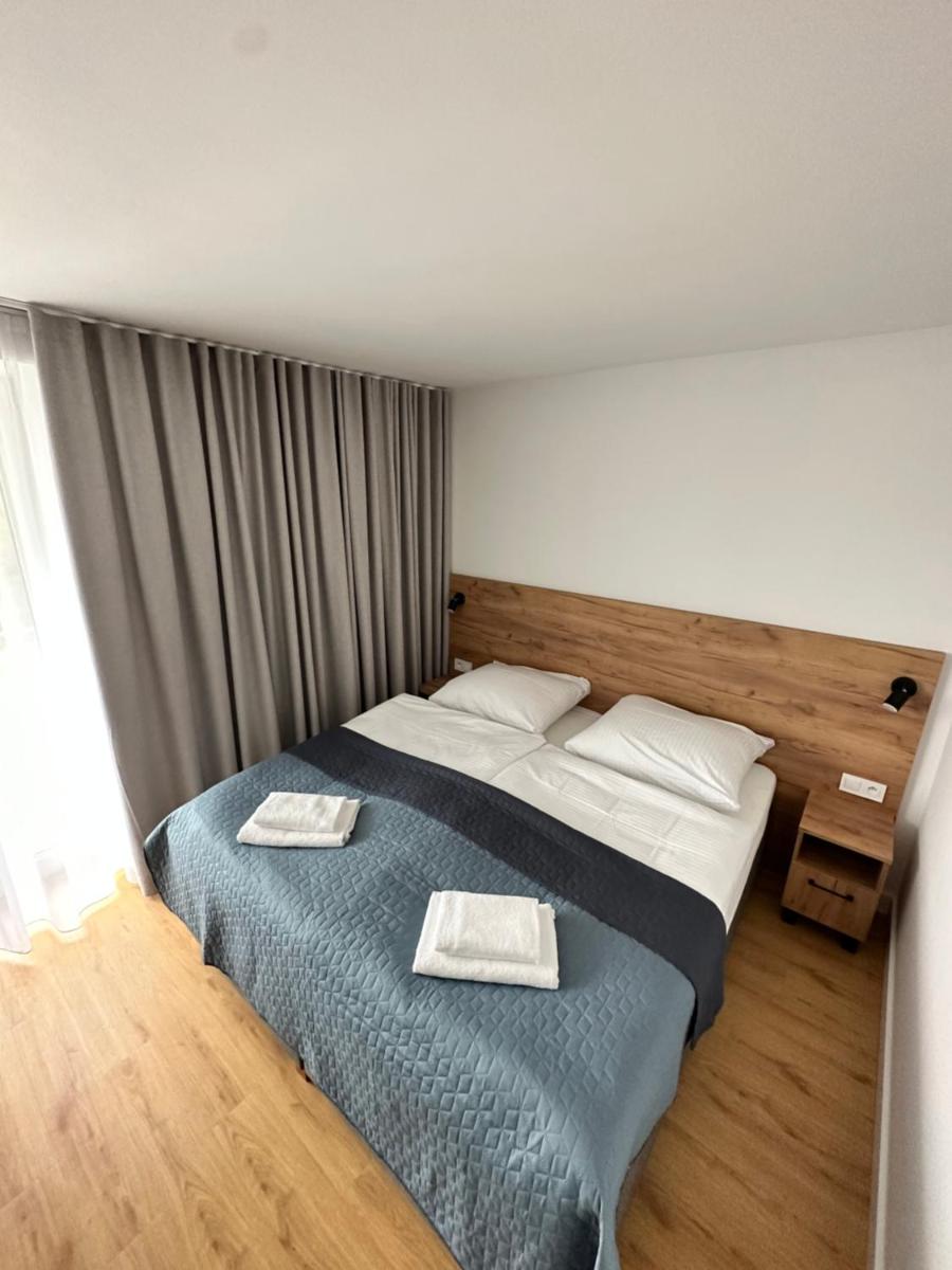 Family Studio - Photo 1
