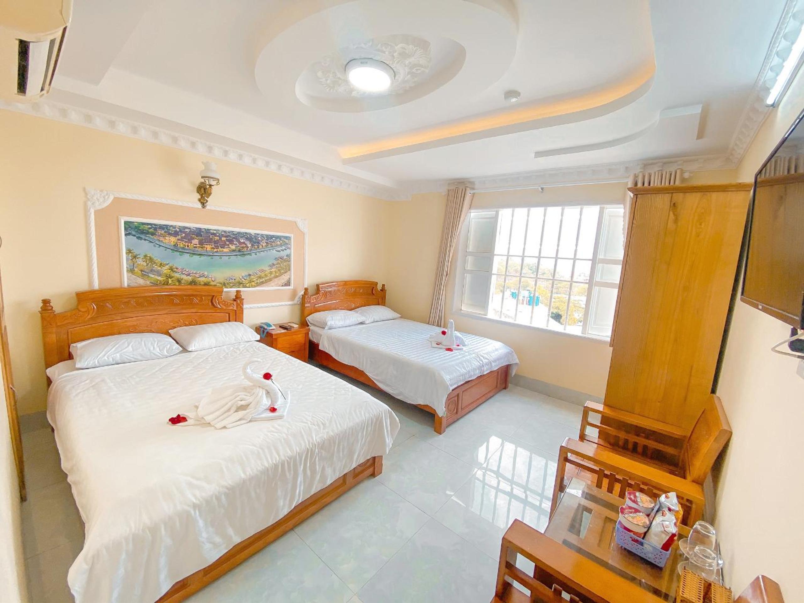 Standard Family Room - Photo 1