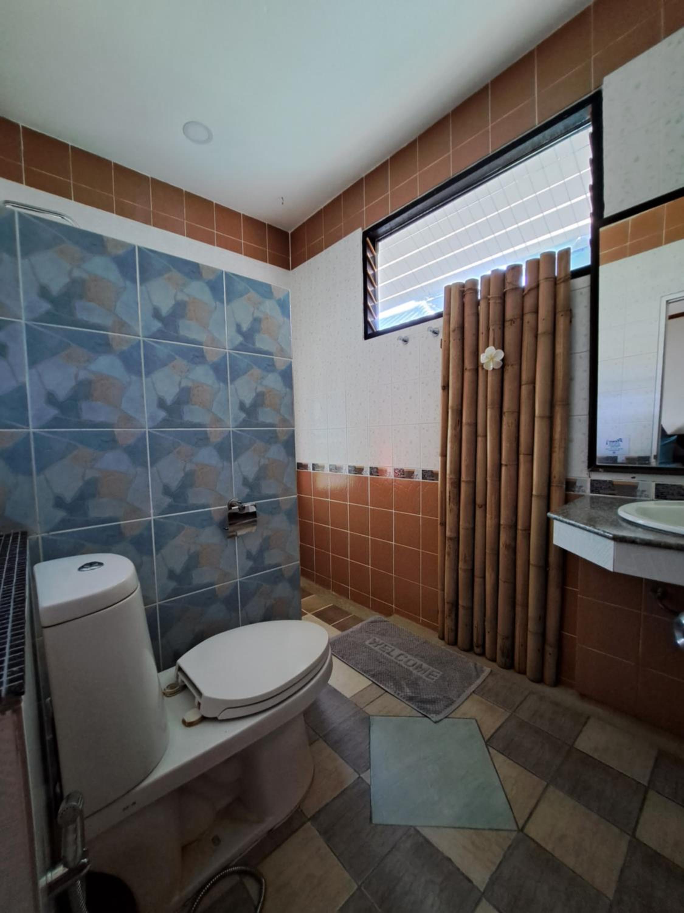 Bungalow with Sea View - Photo 7