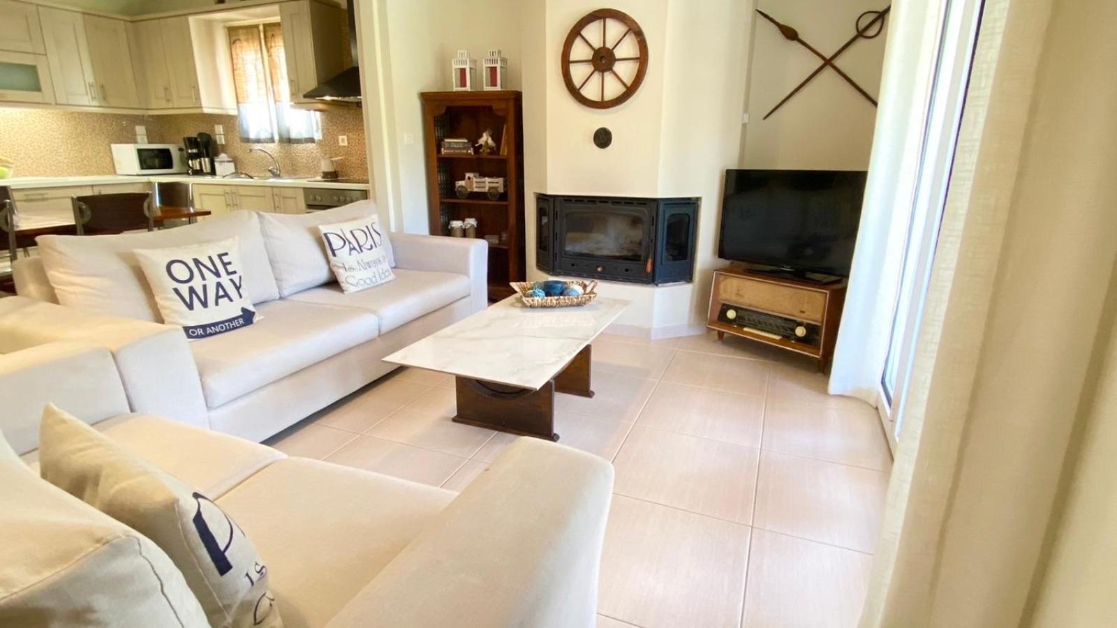 Three-Bedroom House photo 1