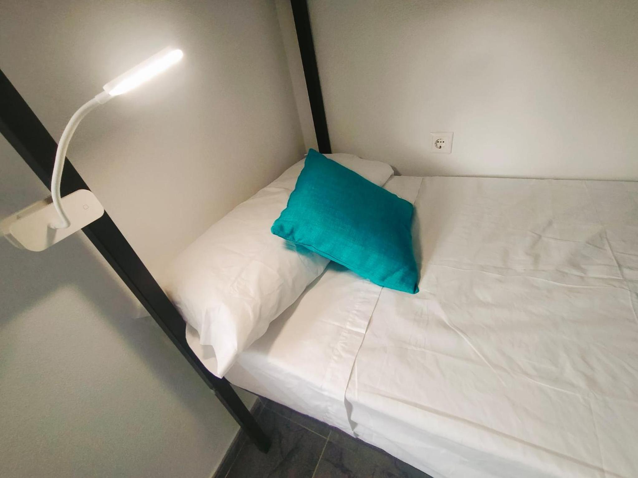 Bed in 4-Bed Dormitory Room photo 3
