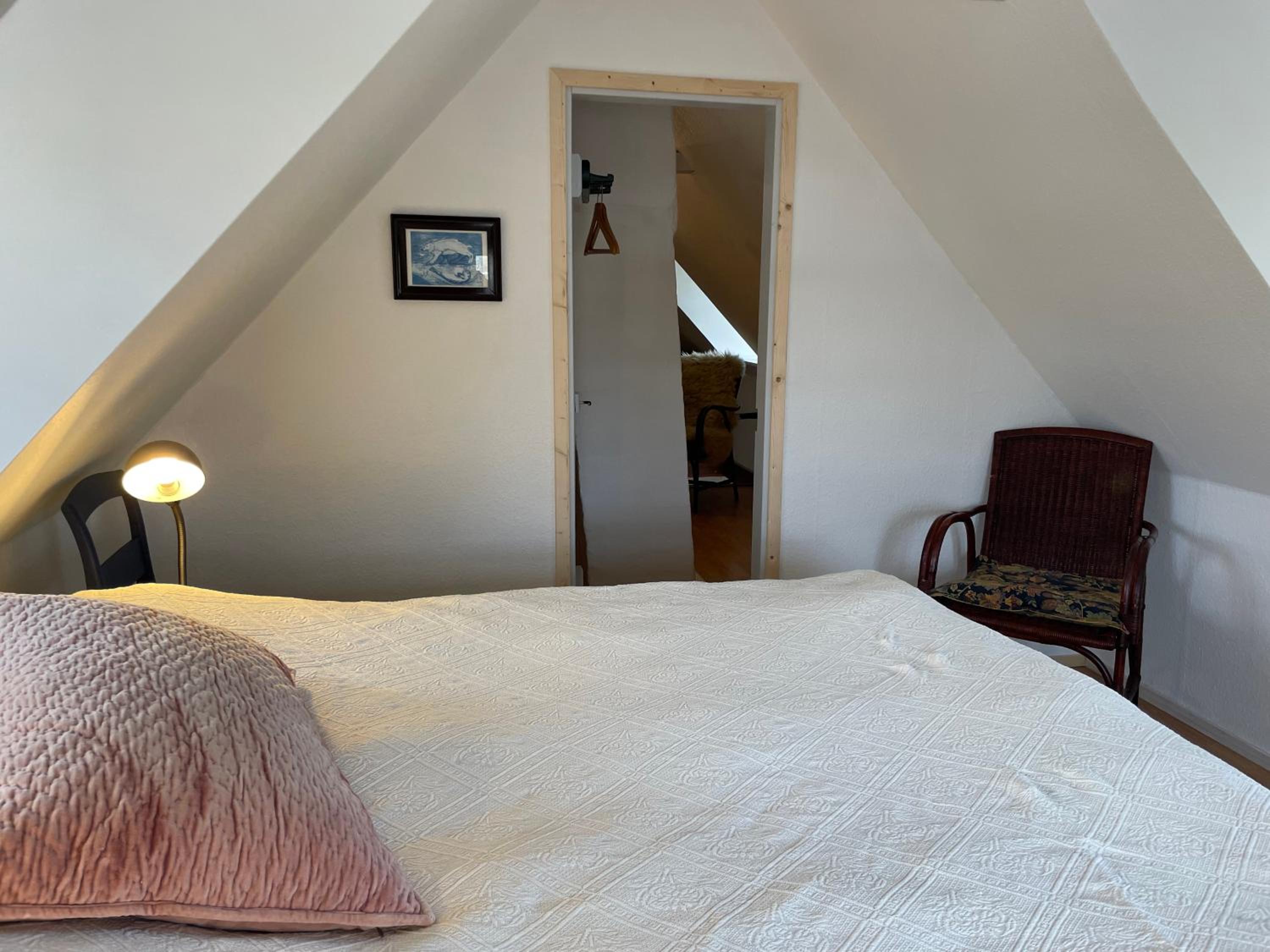 Double Room with Shared Bathroom photo 3