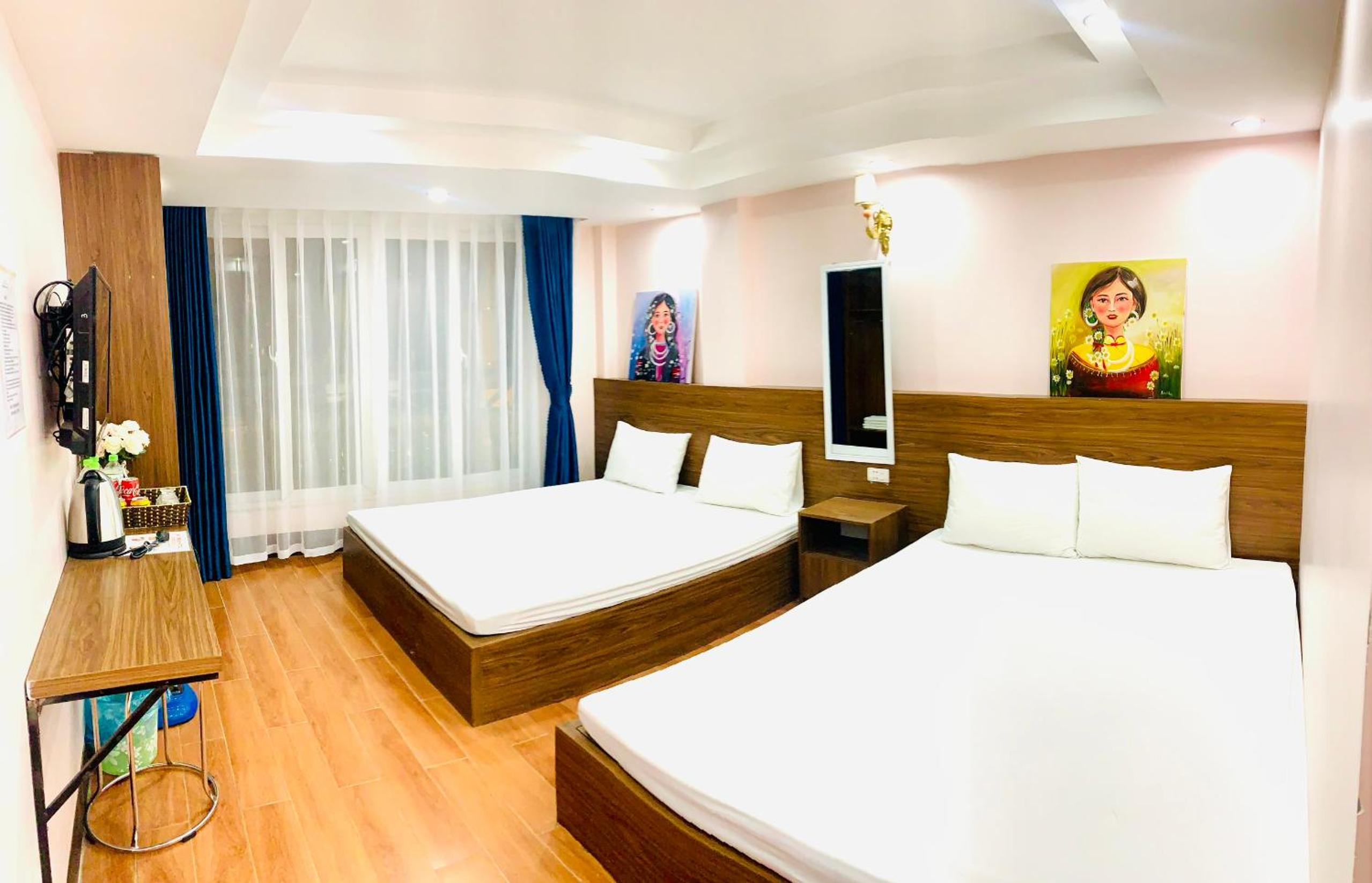 Standard Family Room - Photo 3