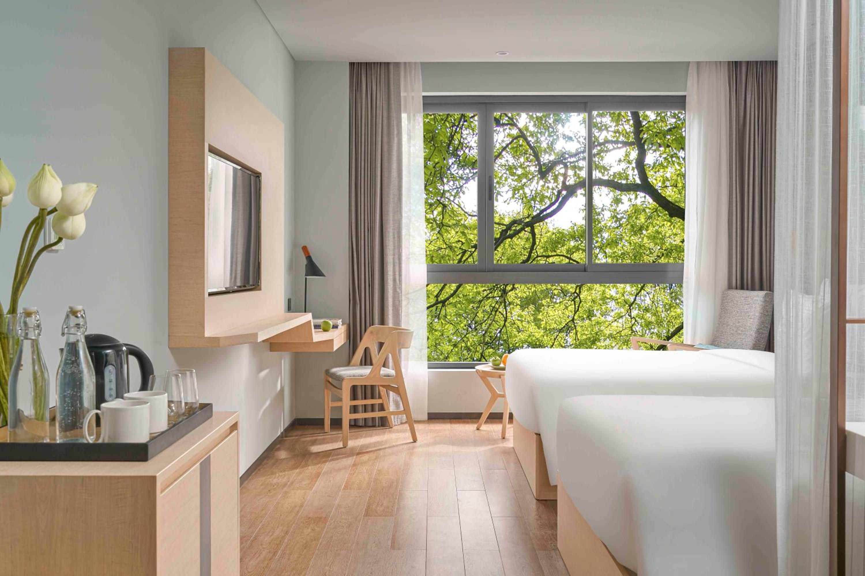 Twin Room with Garden View - Photo 2