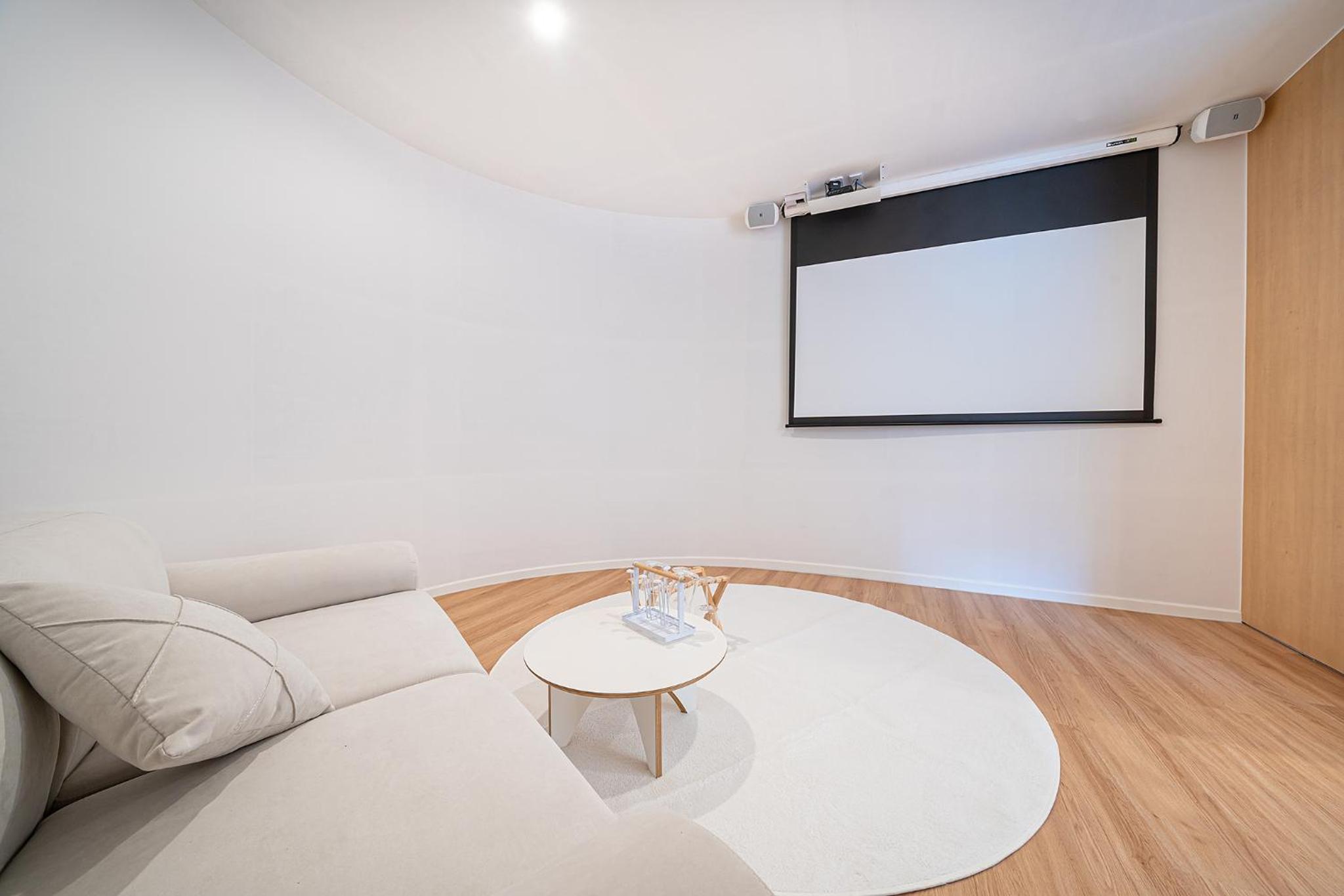 Twin Room - Photo 5
