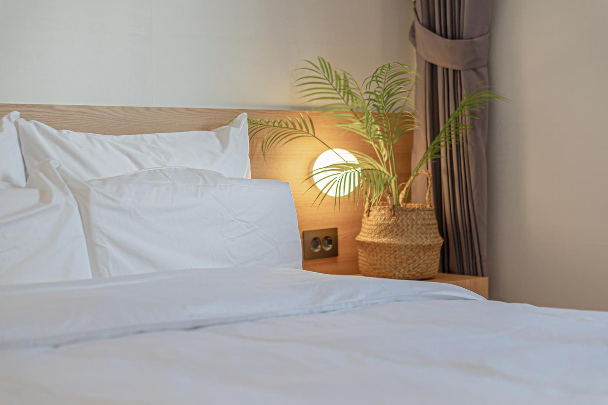 Standard Double Room - Photo 9