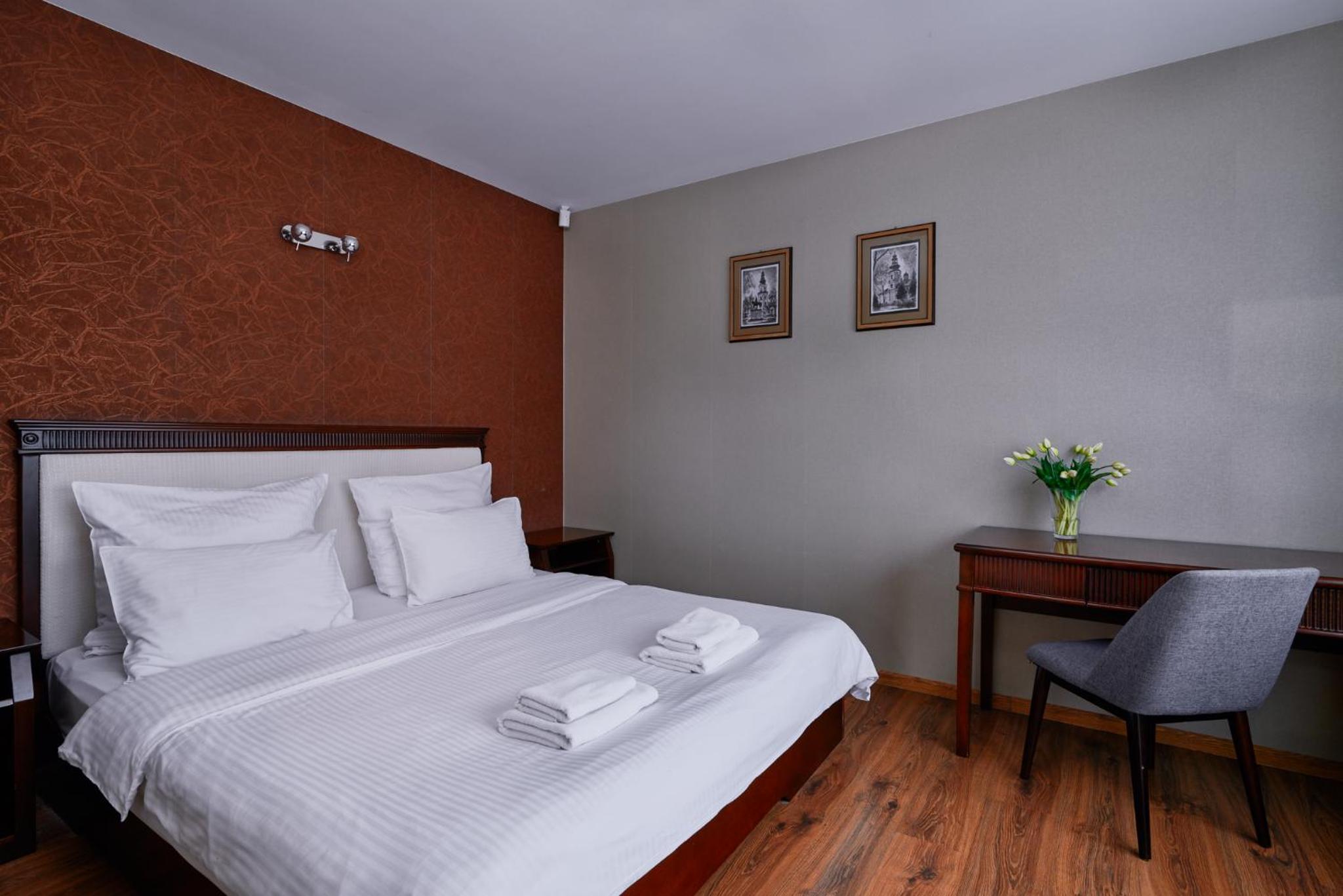 Double Room - Photo 1