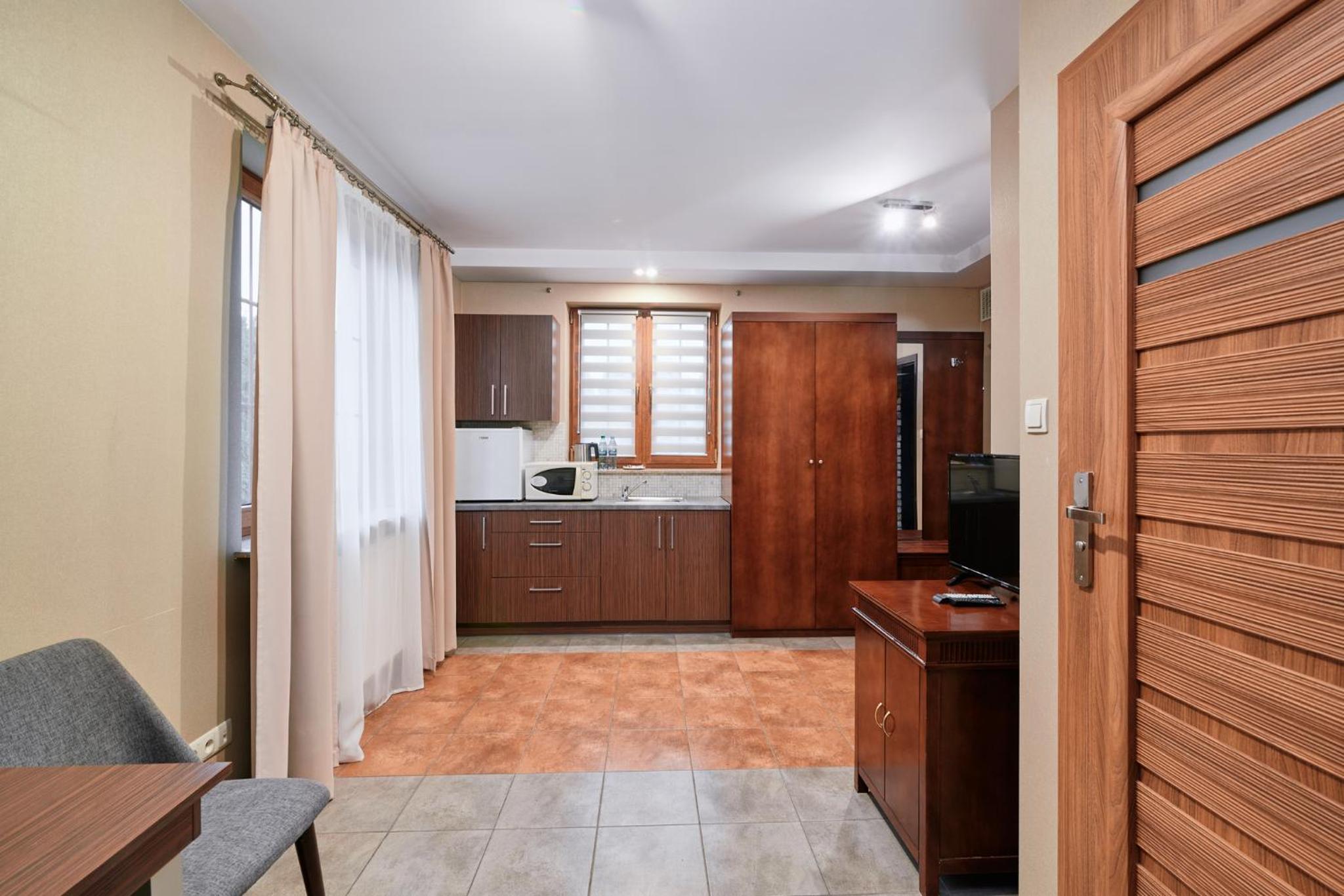 Double Room - Photo 2