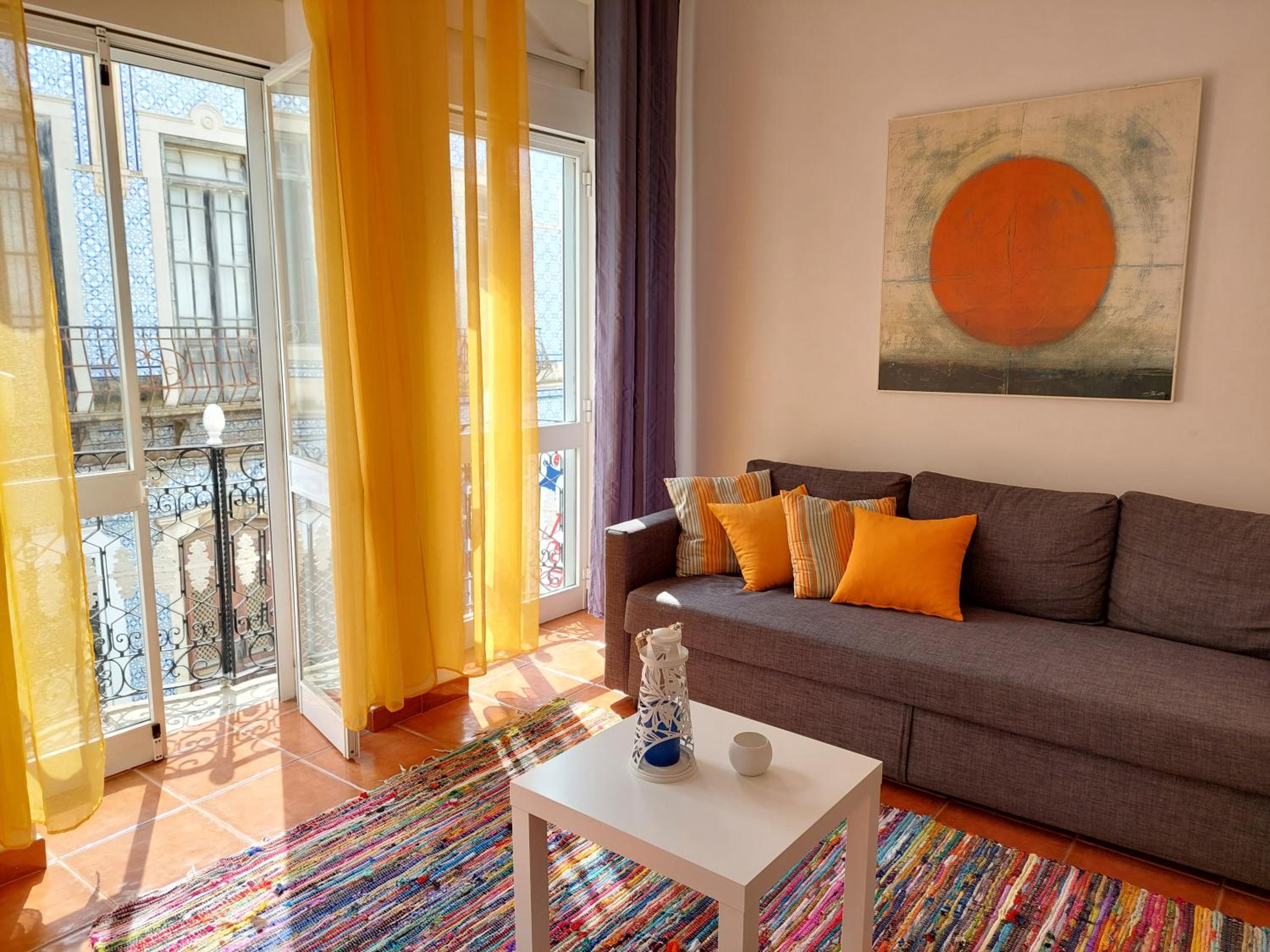 Three-Bedroom Apartment photo 1