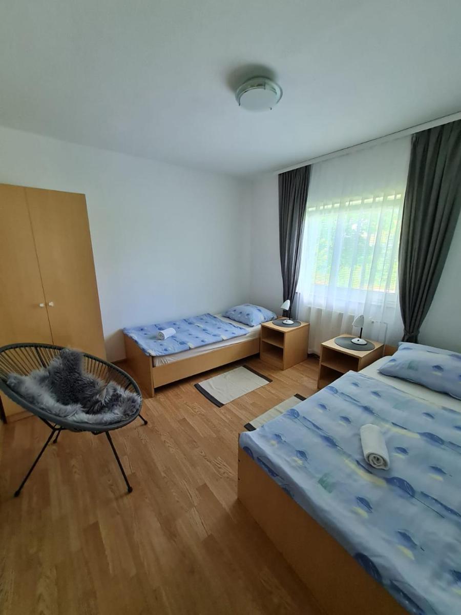 Two-Bedroom Apartment - Photo 8