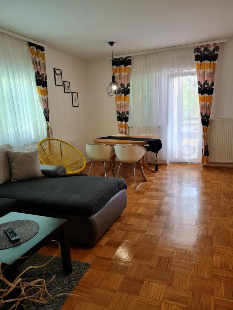 Two-Bedroom Apartment - Photo 3