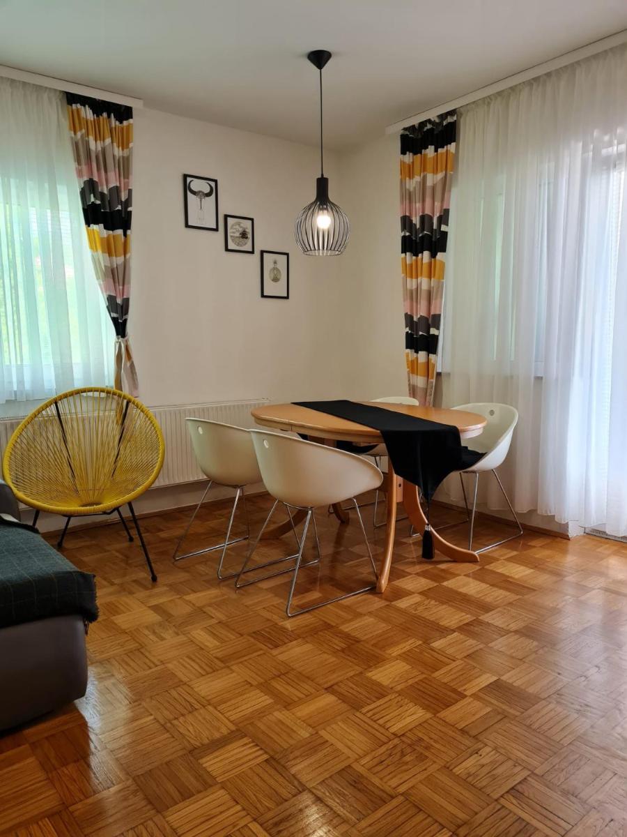 Two-Bedroom Apartment - Photo 2