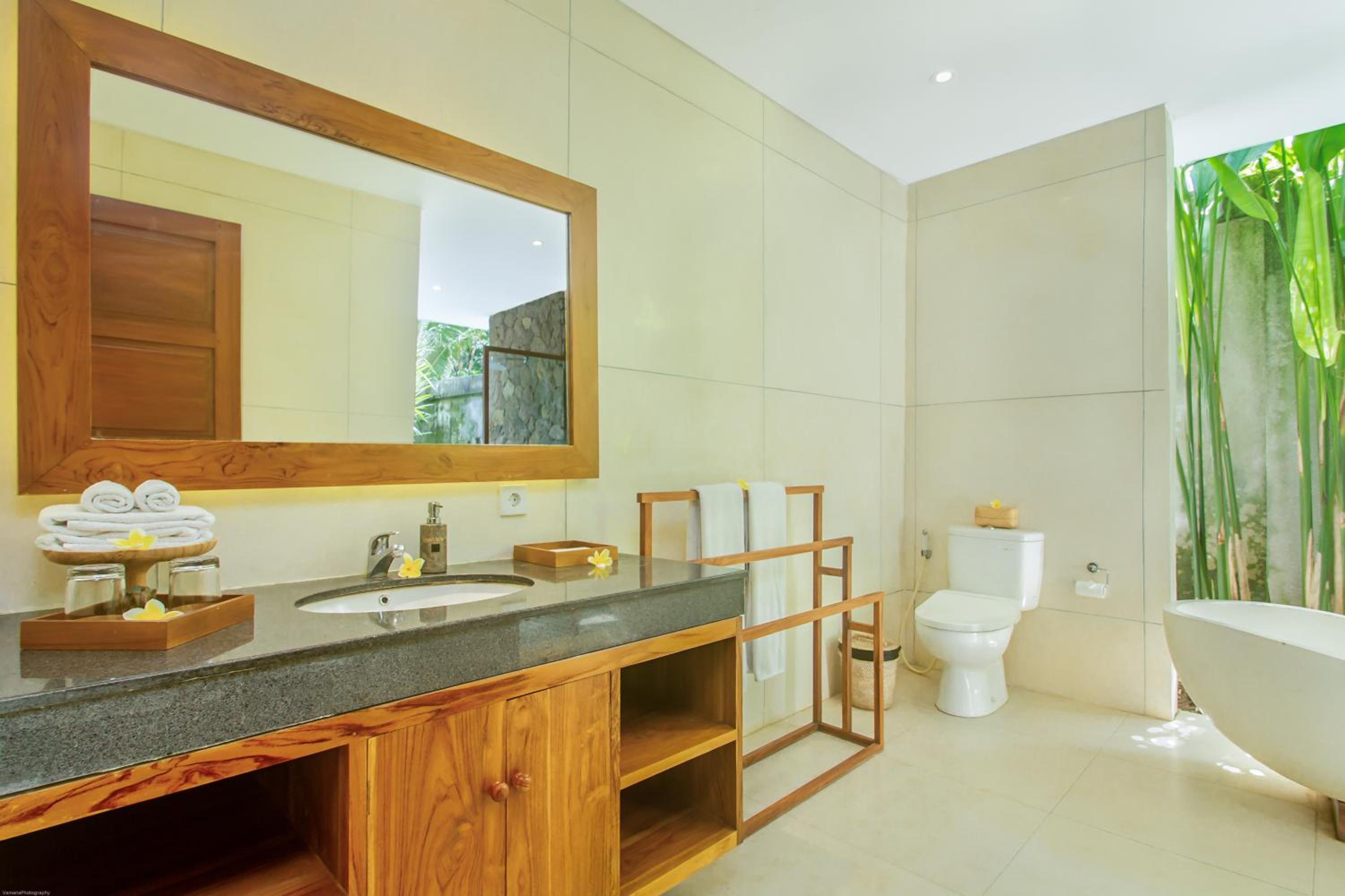 One-Bedroom Villa - Photo 11